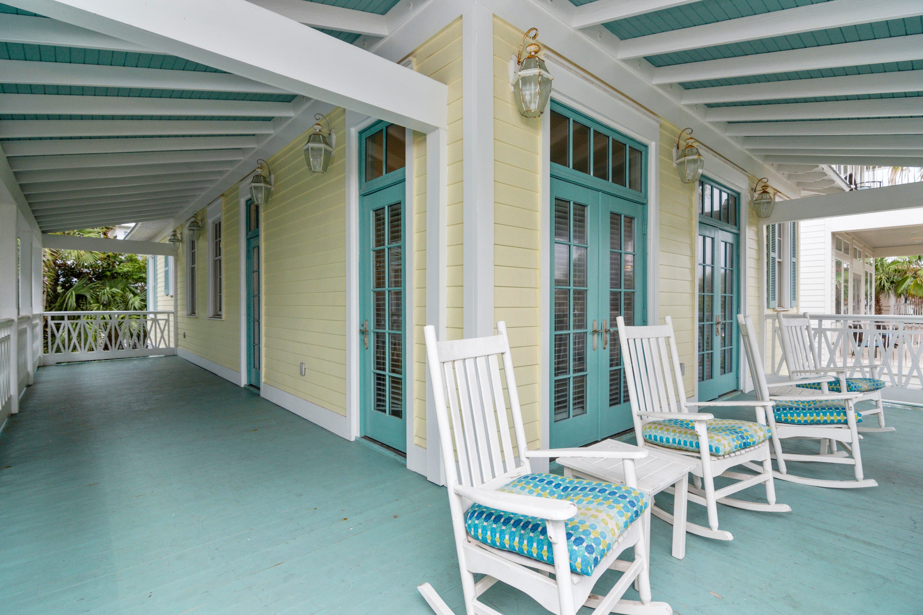 FRANGISTA BEACH 1ST ADDN - Residential