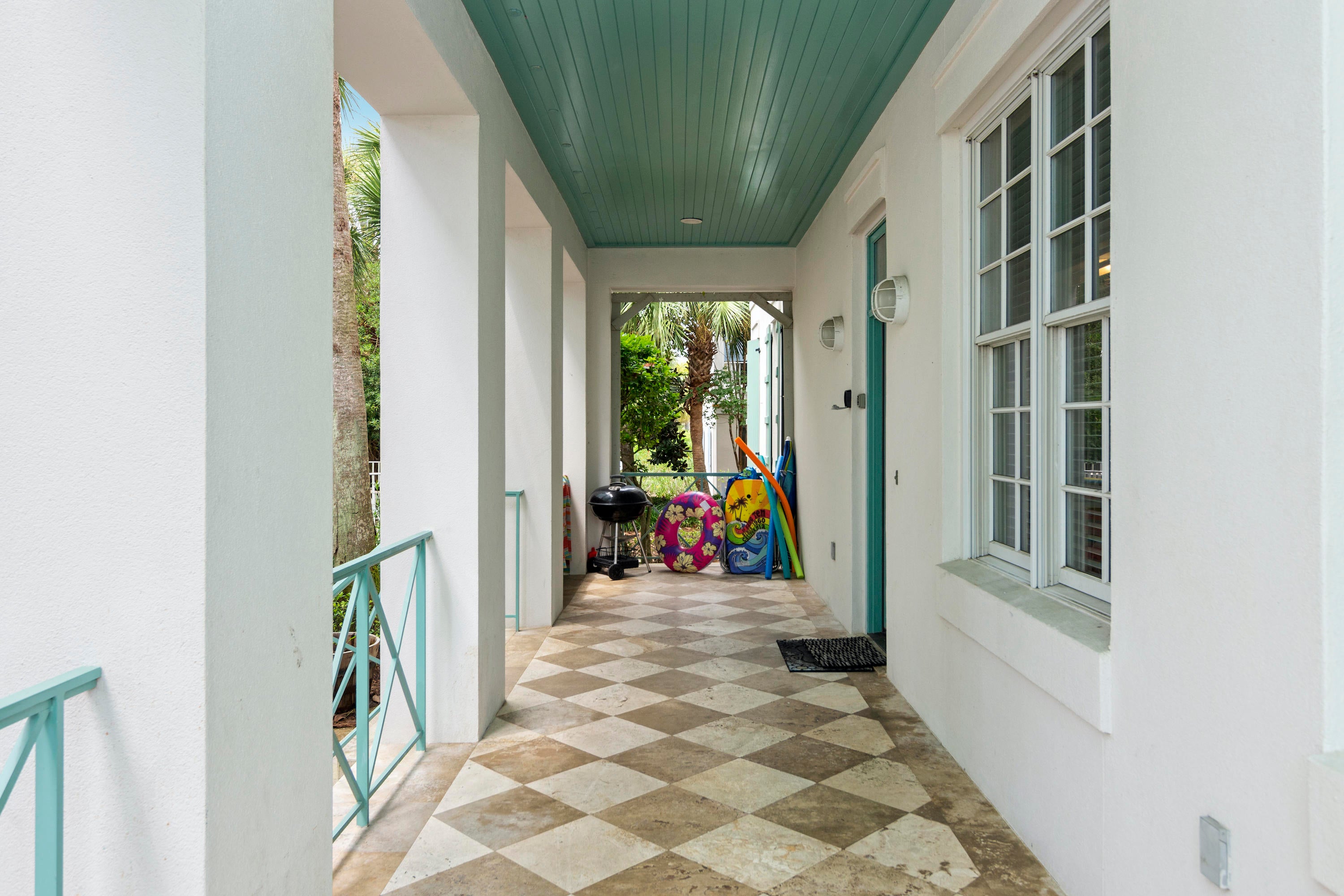 FRANGISTA BEACH 1ST ADDN - Residential