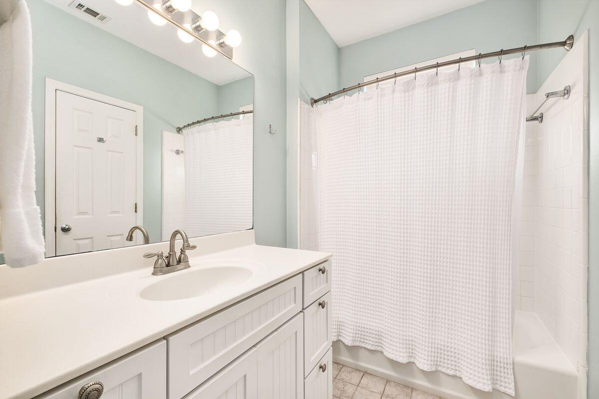 GULF TRACE 1 - Residential