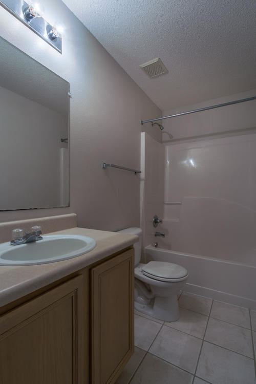 FREEPORT VILLAGE - Residential Lease