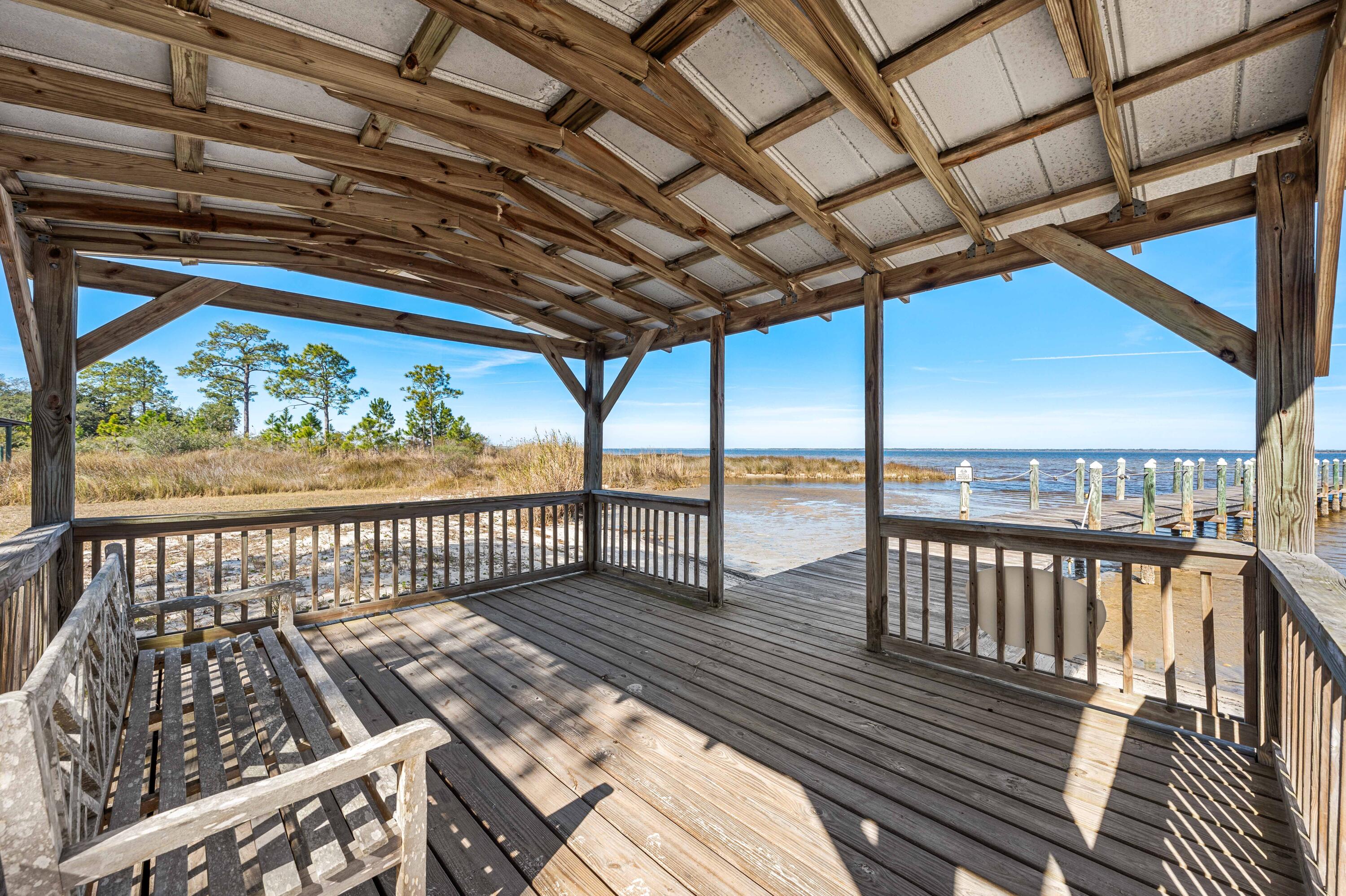 BAY MAGNOLIA - Residential