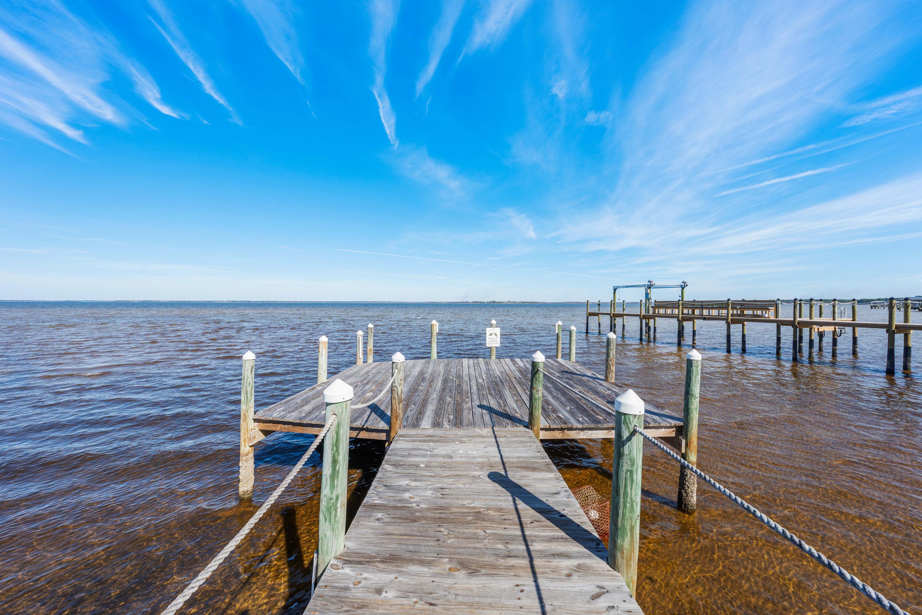 BAY MAGNOLIA - Residential