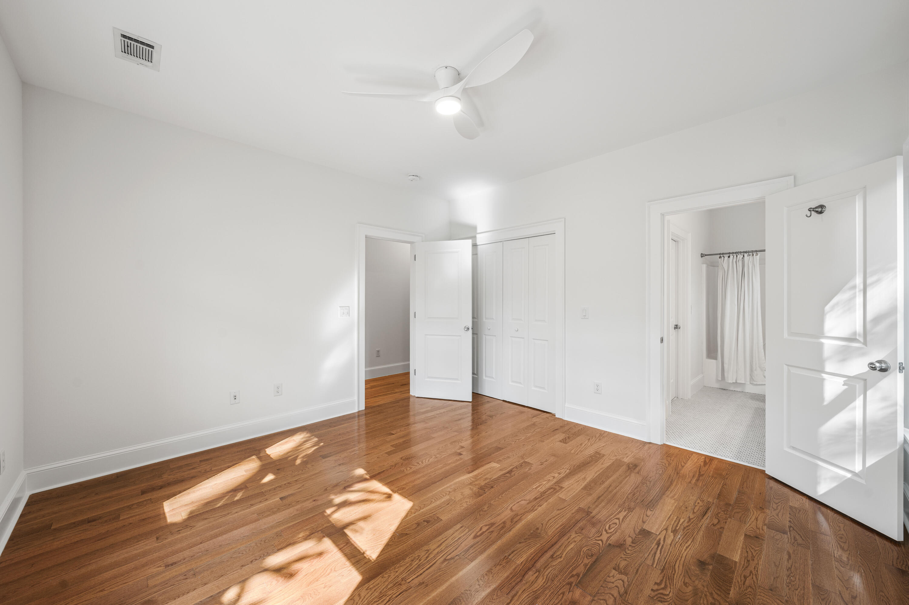 BAY MAGNOLIA - Residential