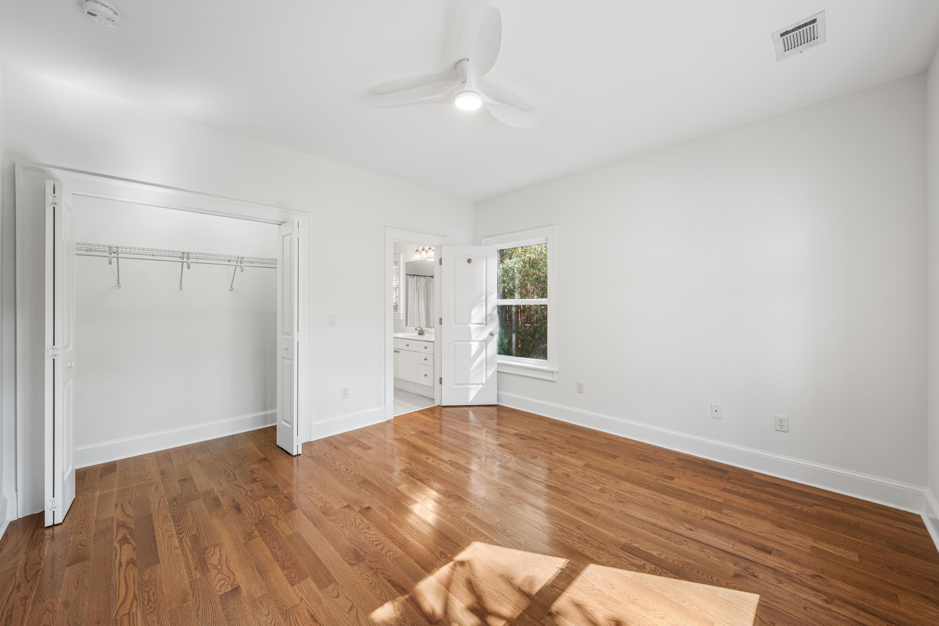 BAY MAGNOLIA - Residential