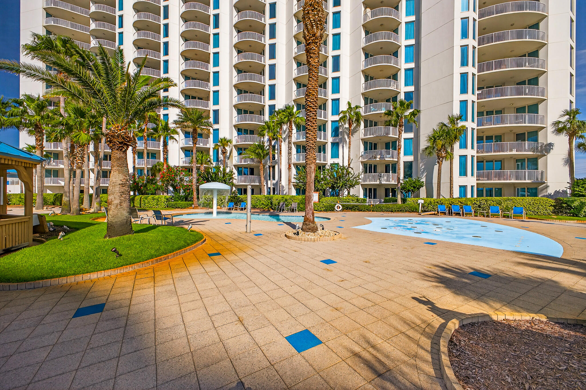 THE PALMS OF DESTIN - Residential