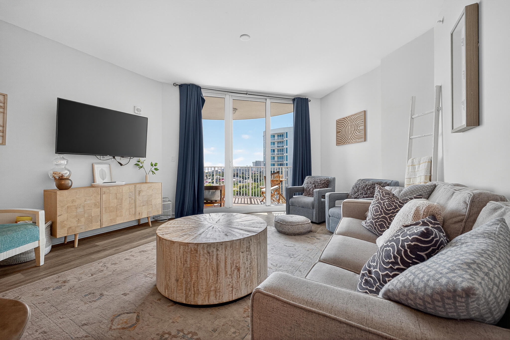 THE PALMS OF DESTIN - Residential