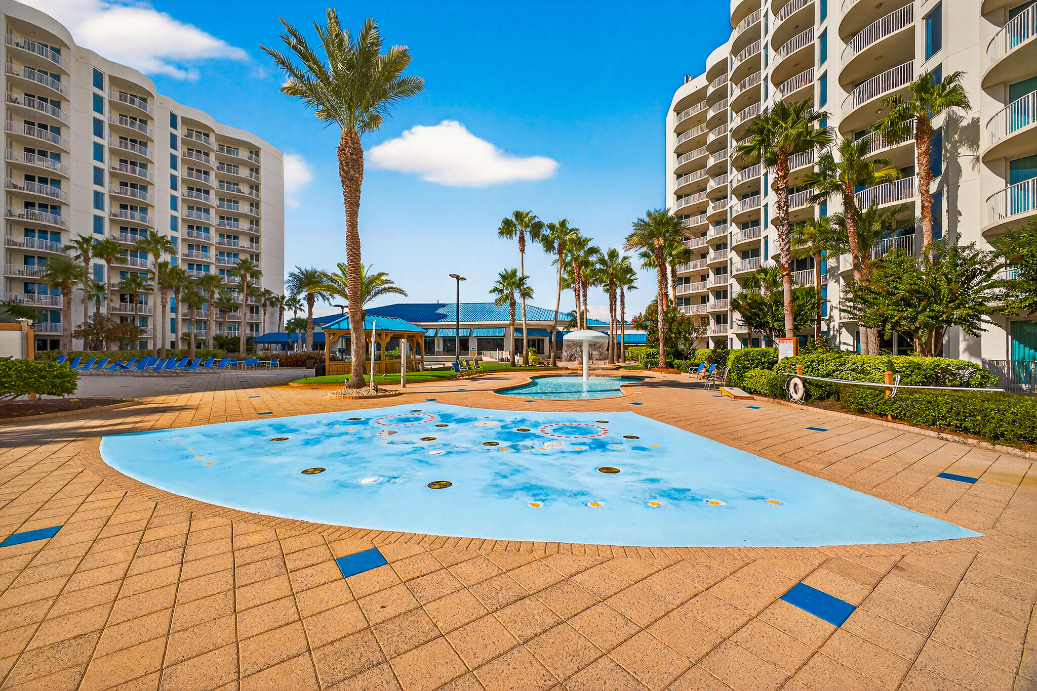 THE PALMS OF DESTIN - Residential