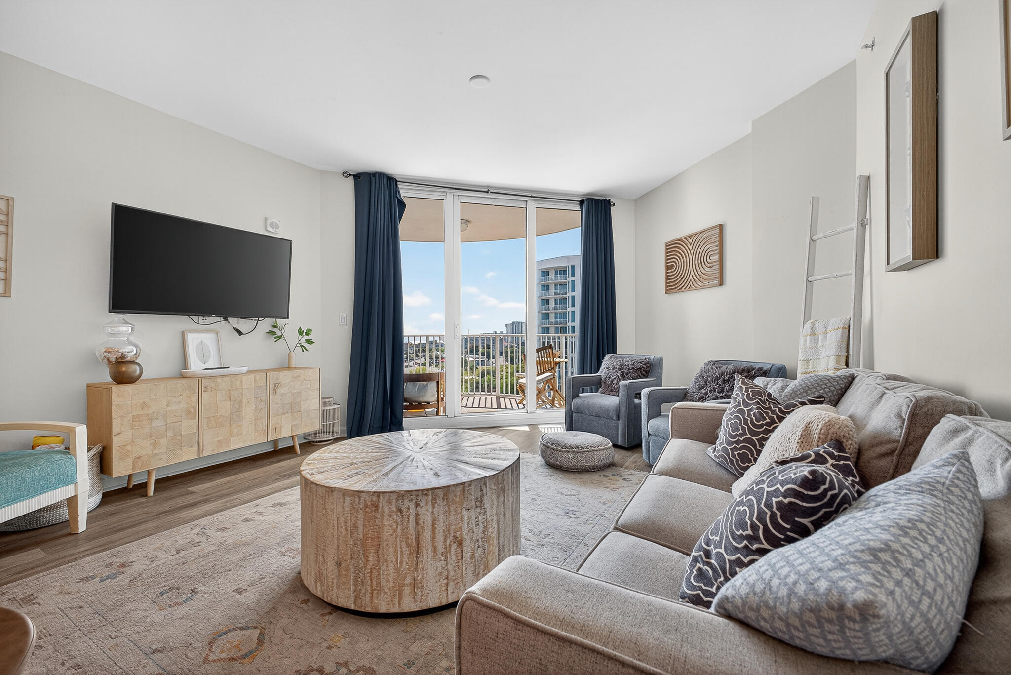 THE PALMS OF DESTIN - Residential