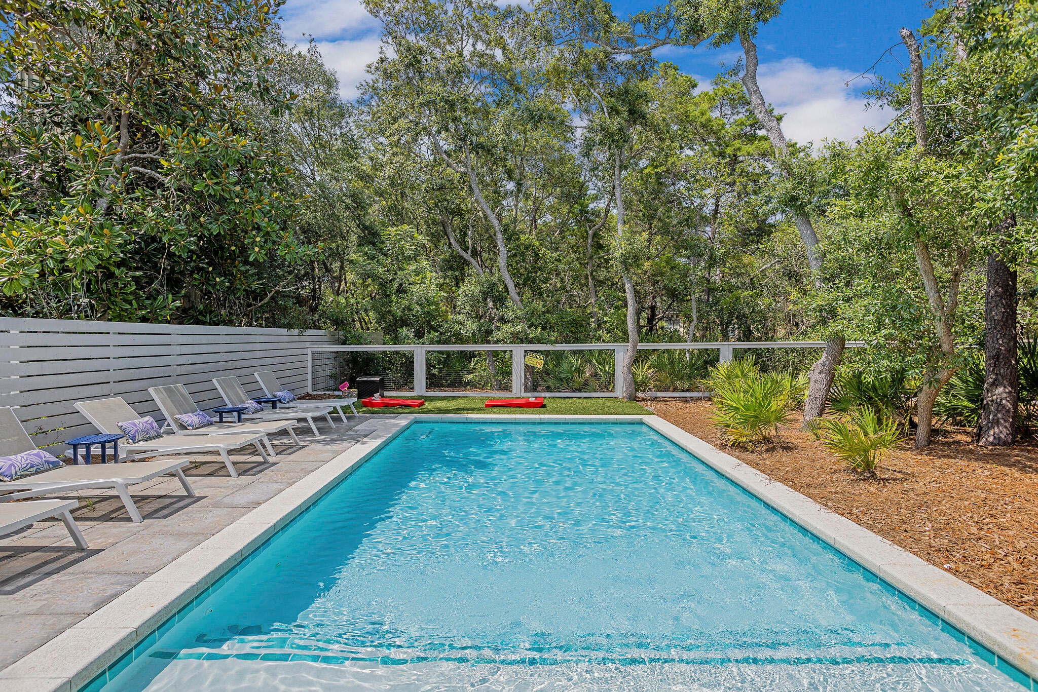 BLUE MOUNTAIN BEACH - Residential