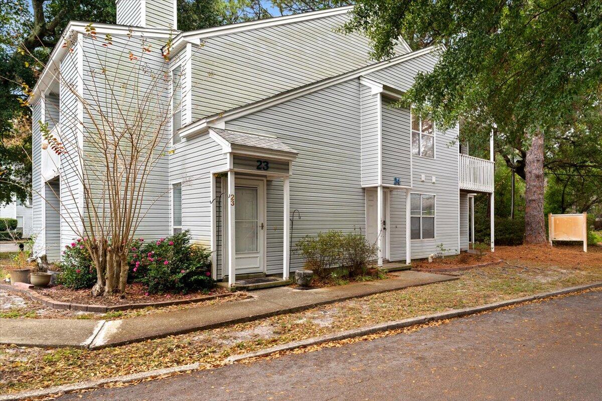 PRICE IMPROVEMENT!
Bright and open two bedroom & one bath condominium.  Located in the heart of Fort Walton Beach.  There is an updated kitchen with all new stainless steel appliances. Soft to close cabinets and drawers with a breakfast bar.  Hardwood floors in the living room with a wood burning fireplace. This home has two covered balconies with one off the master bedroom. There are 2 'As Is' televisions included. Conveiently located to the beaches, dining and shopping, schools and both military bases.