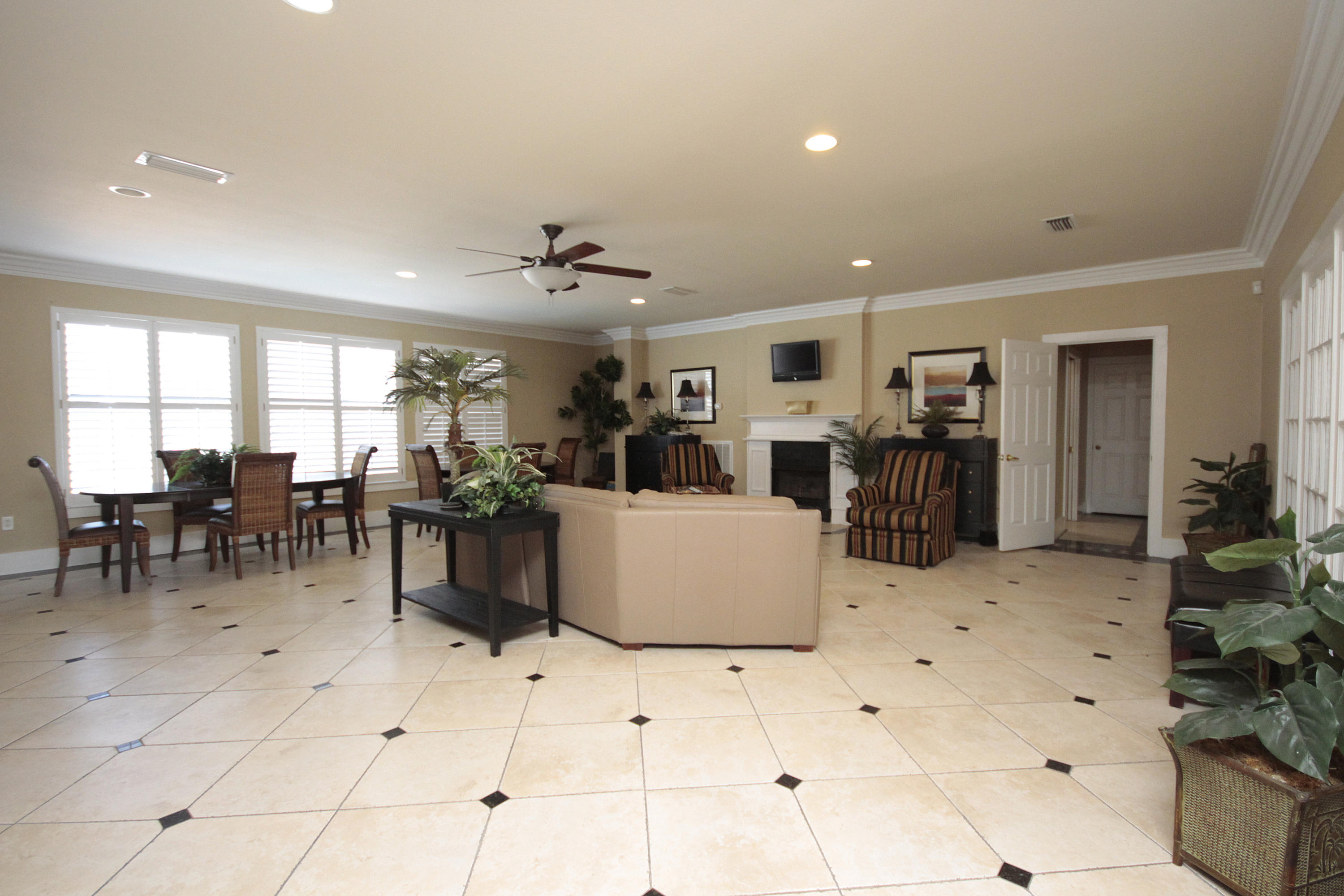 INDIAN LAKE - Residential