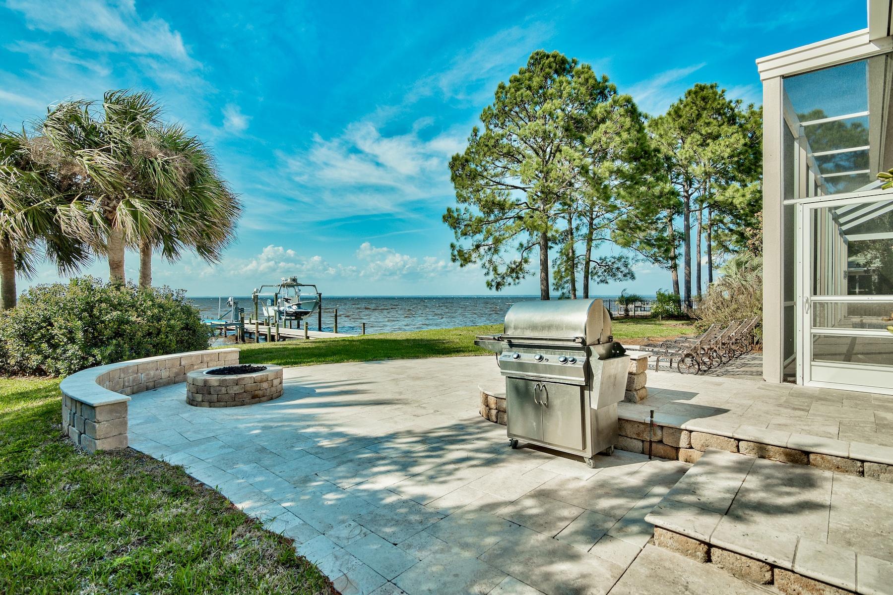 BURNT PINE - Residential