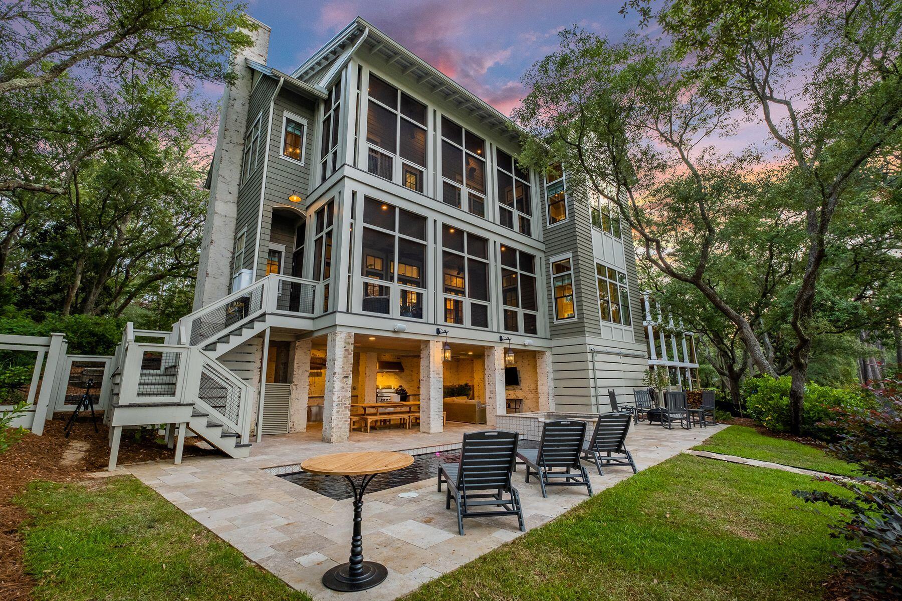 LAKE SHORE ESTATES - Residential