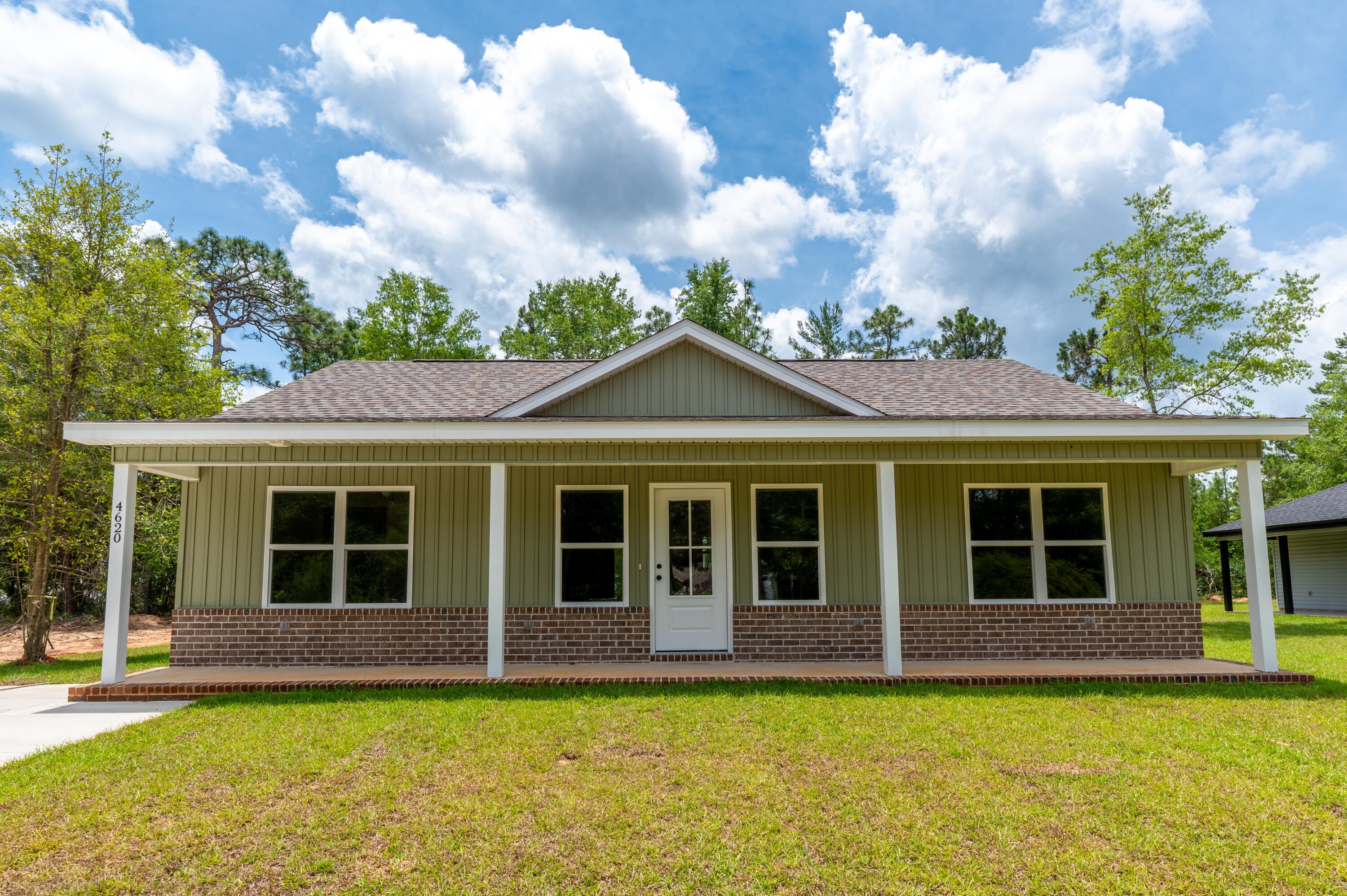 THE PINES - Residential