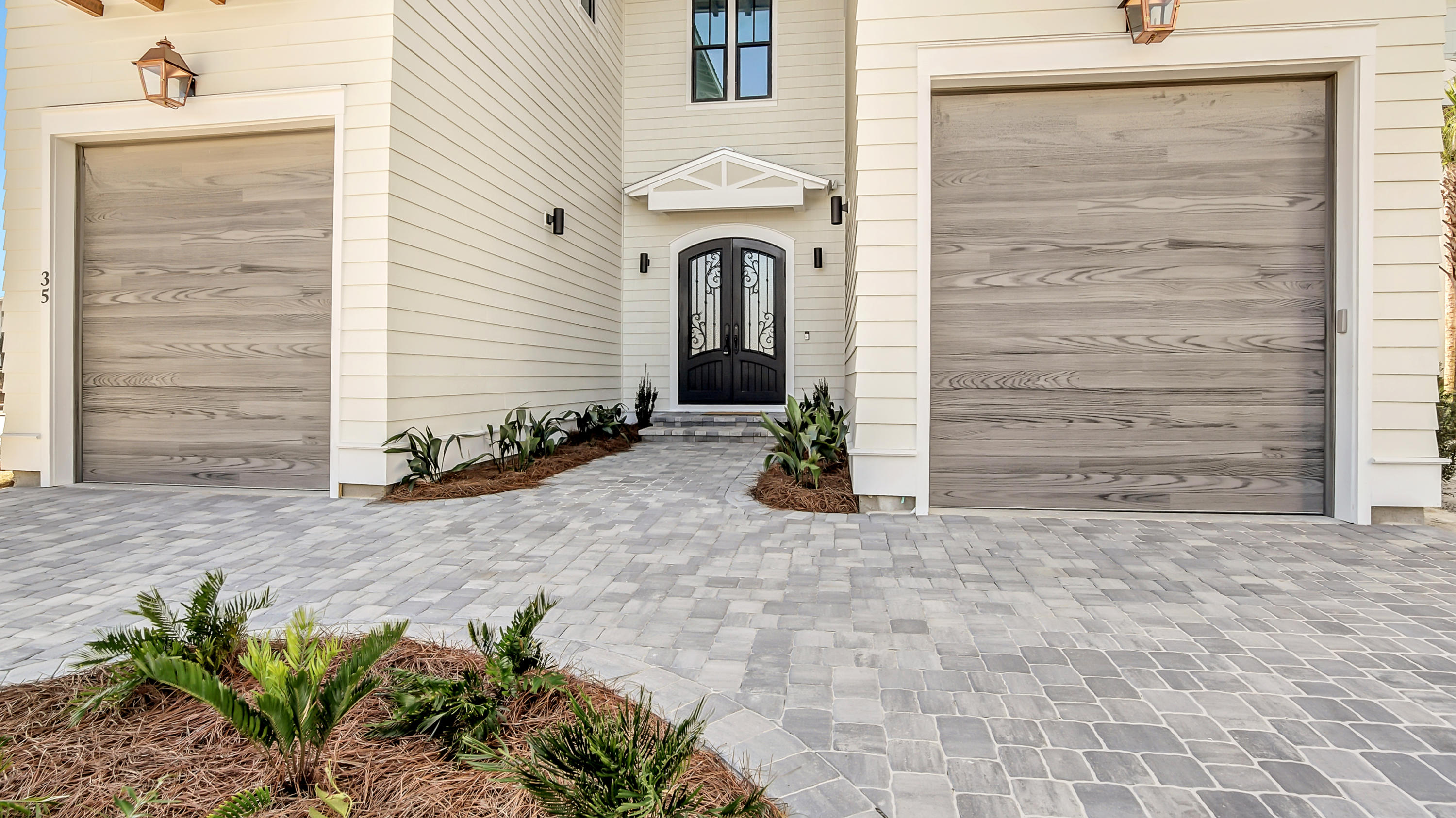 Sanroy Sands - Residential