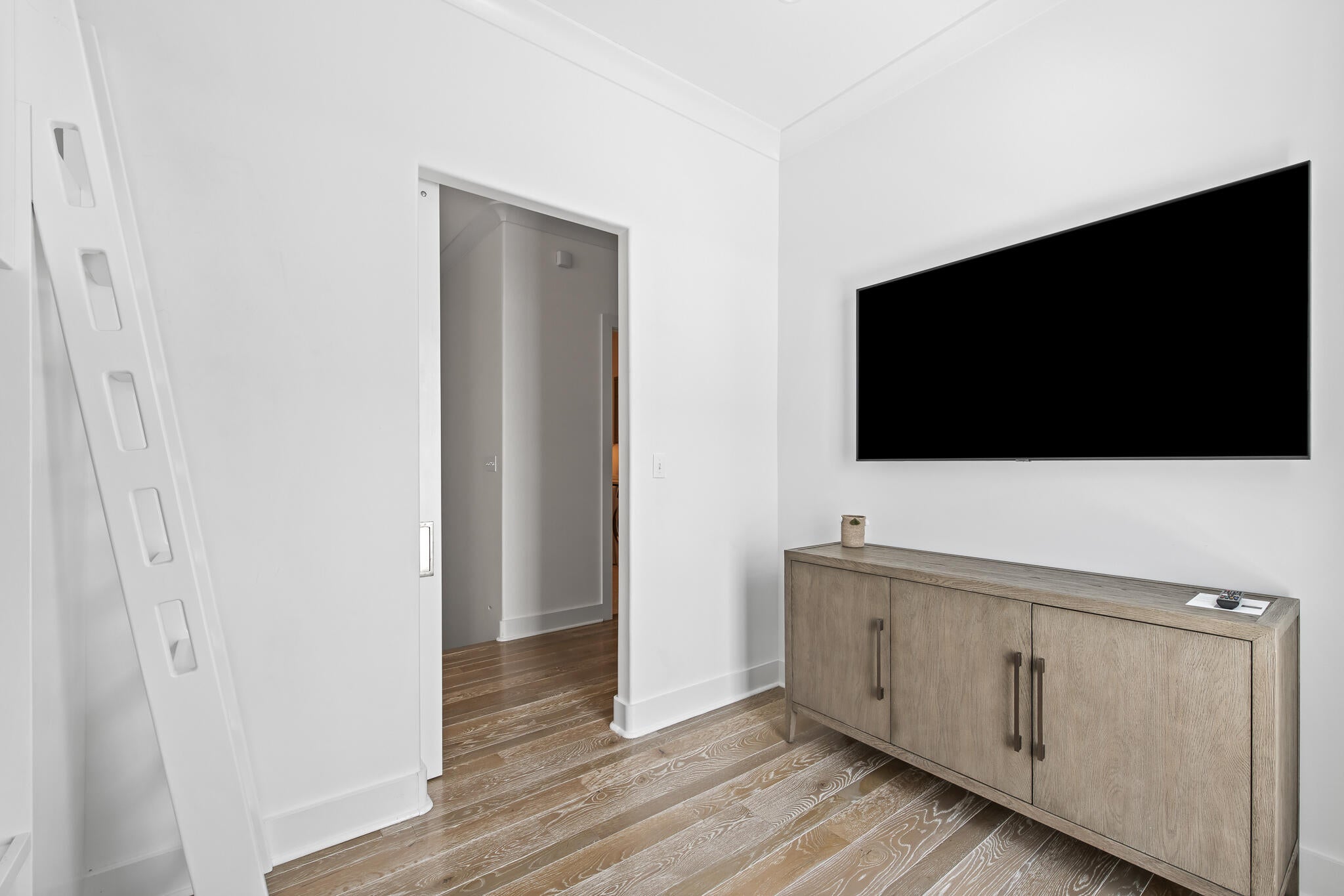ALYS BEACH - Residential