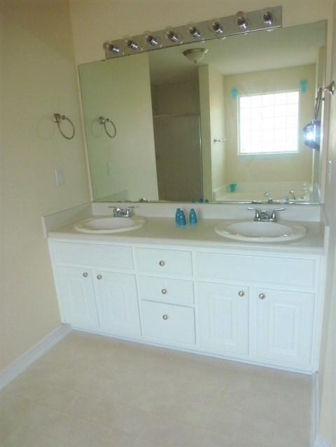 HOLLEY BY THE SEA - Residential Lease