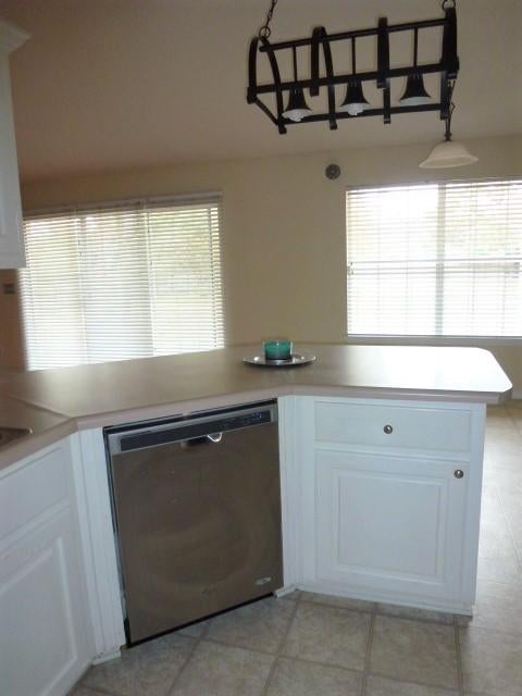 HOLLEY BY THE SEA - Residential Lease