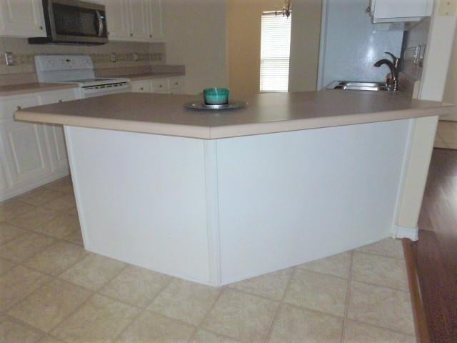 HOLLEY BY THE SEA - Residential Lease