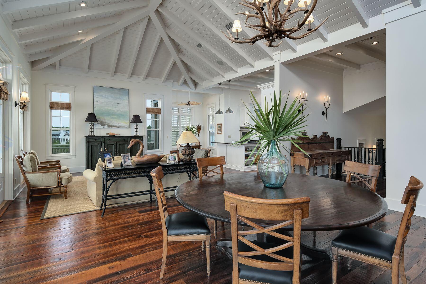 RETREAT THE - Residential