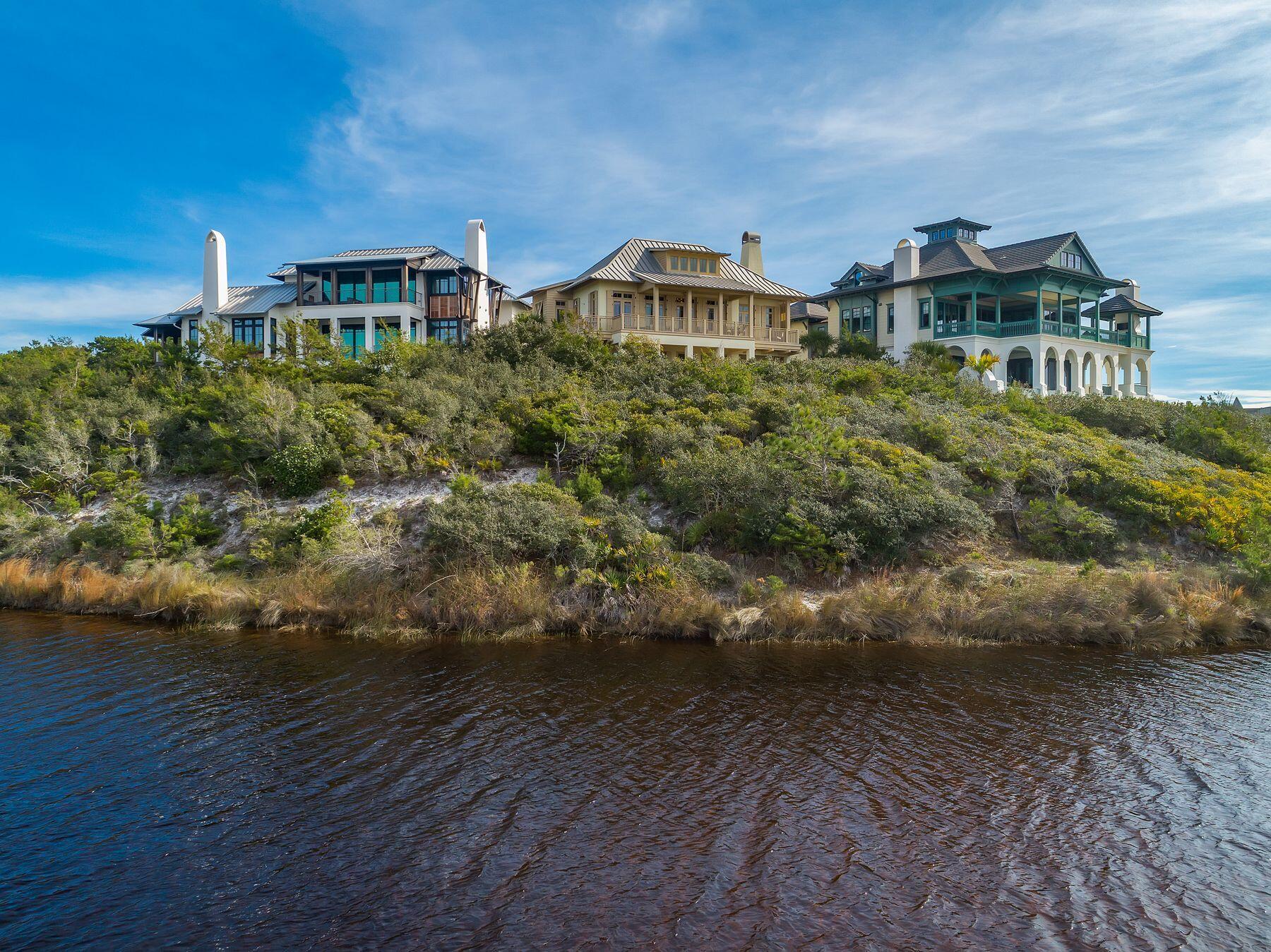RETREAT THE - Residential