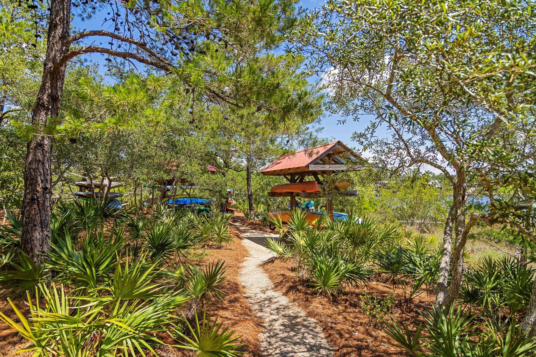 RETREAT THE - Residential