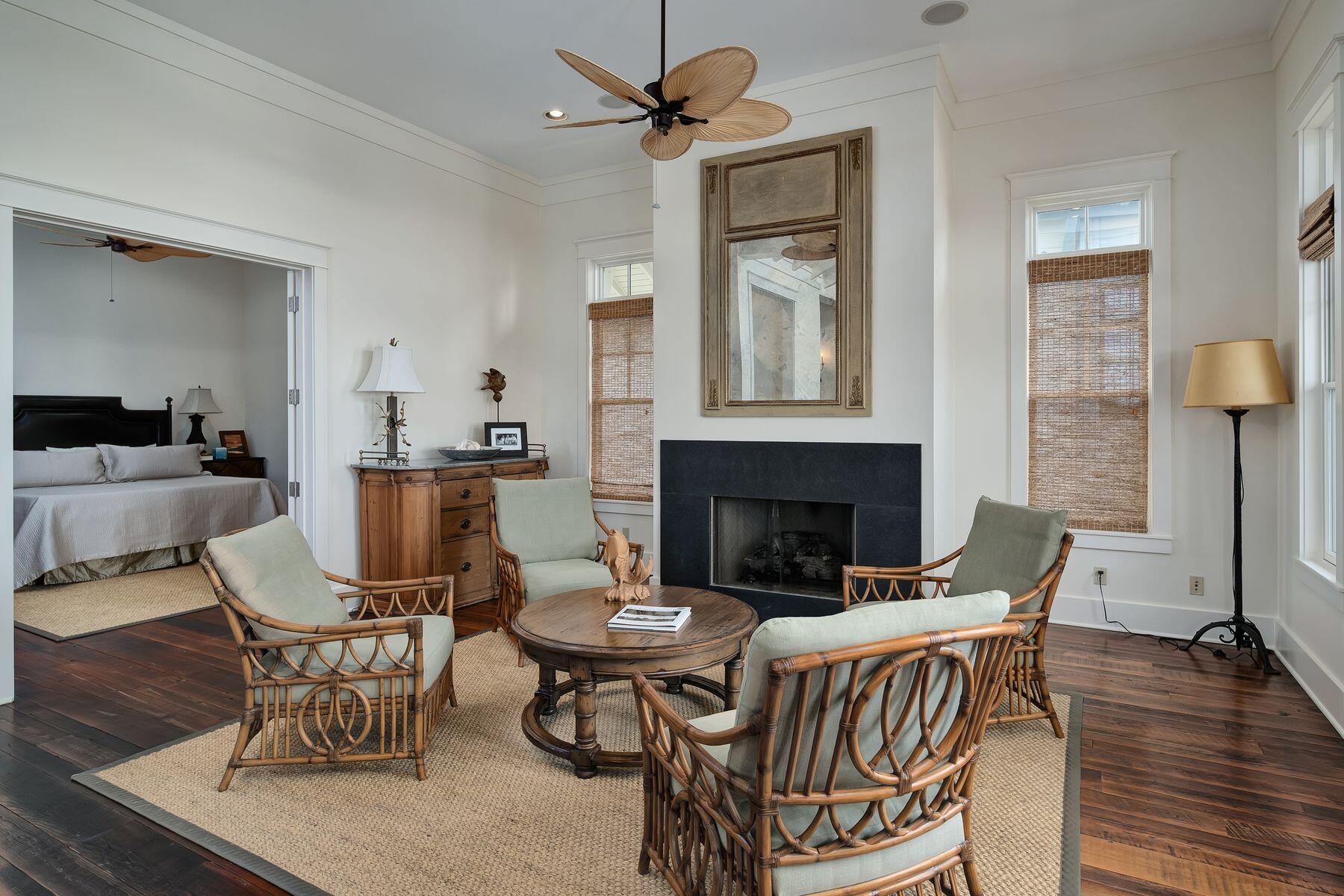 RETREAT THE - Residential