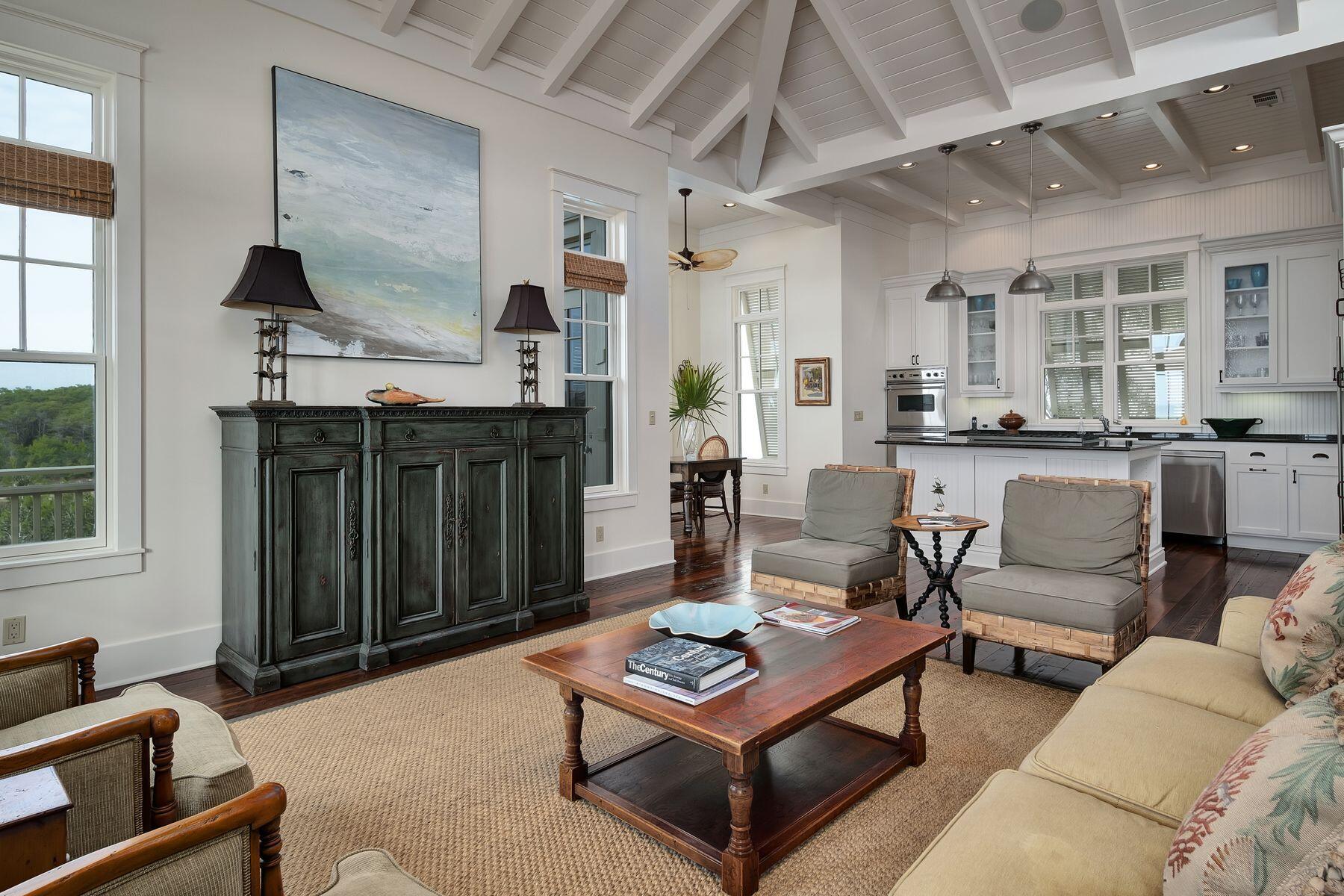 RETREAT THE - Residential
