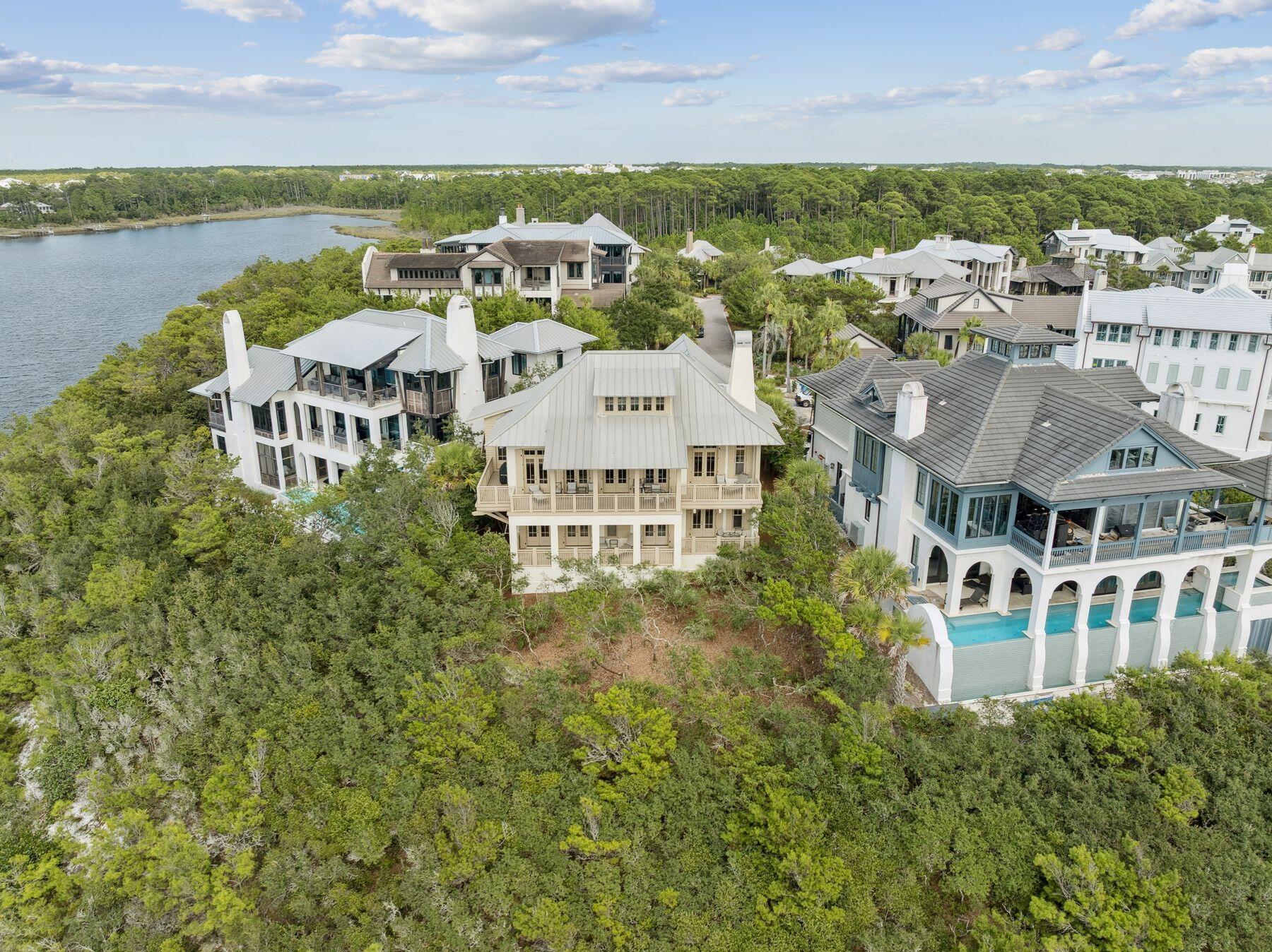 RETREAT THE - Residential