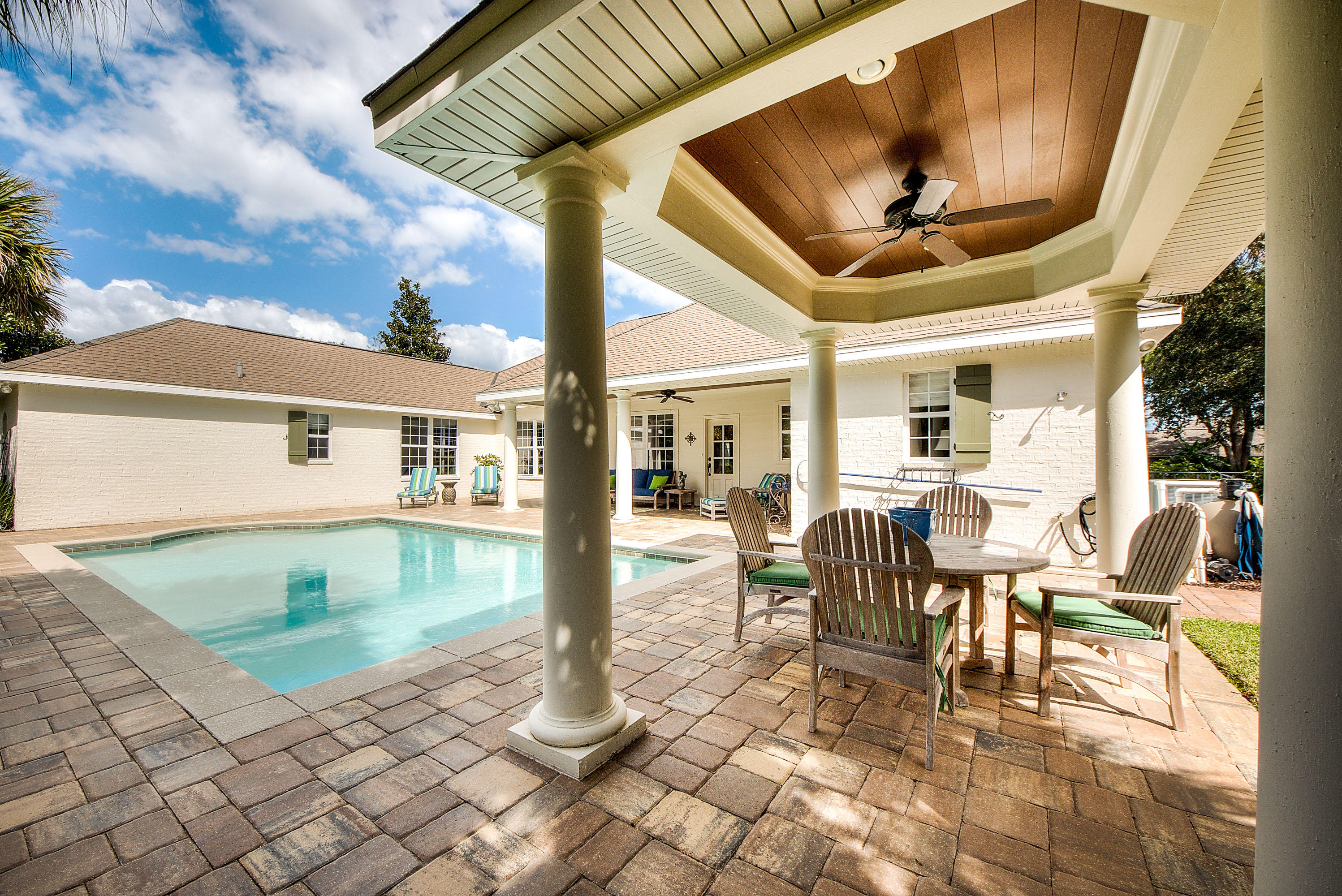GOLF VIEW - Residential