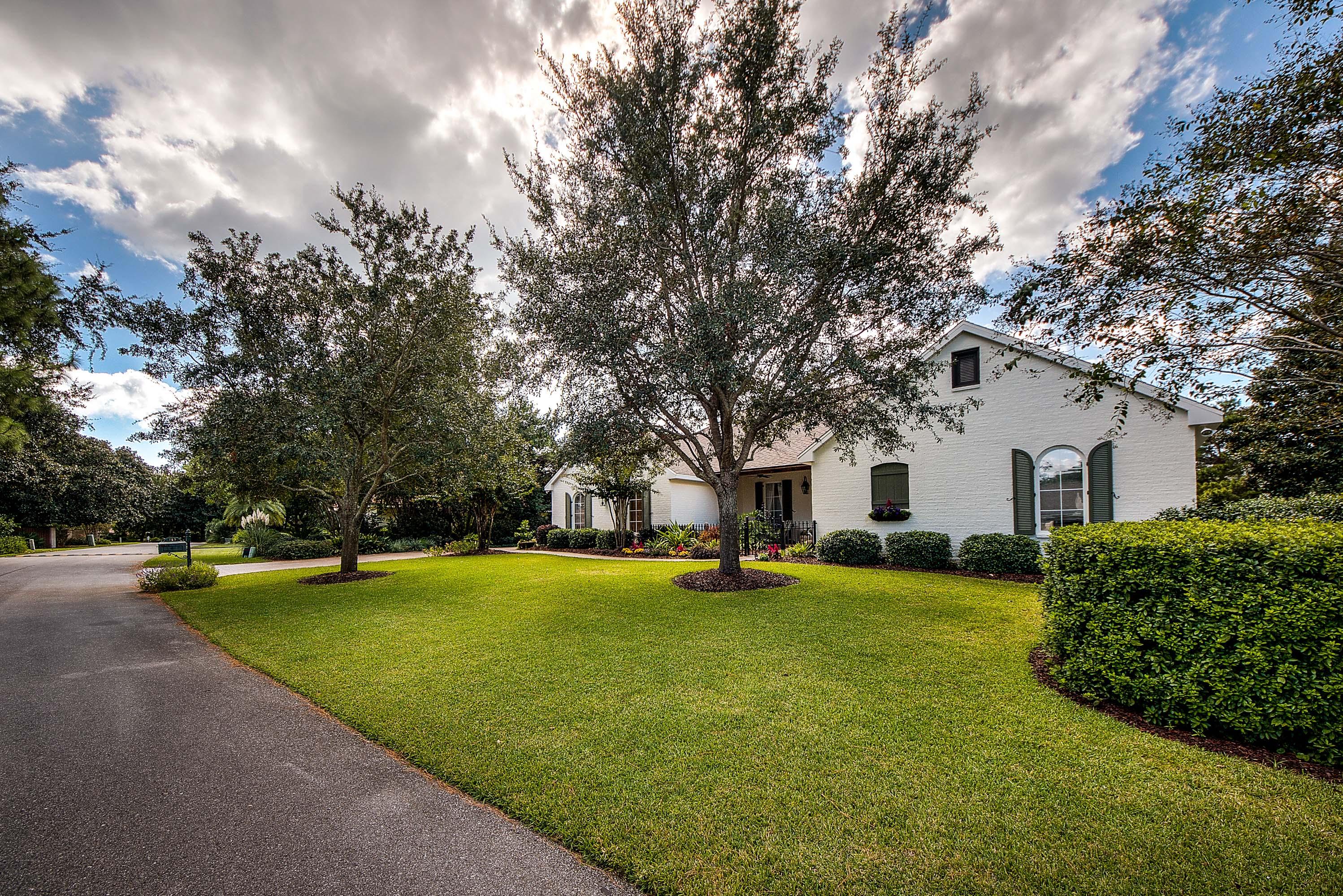 GOLF VIEW - Residential
