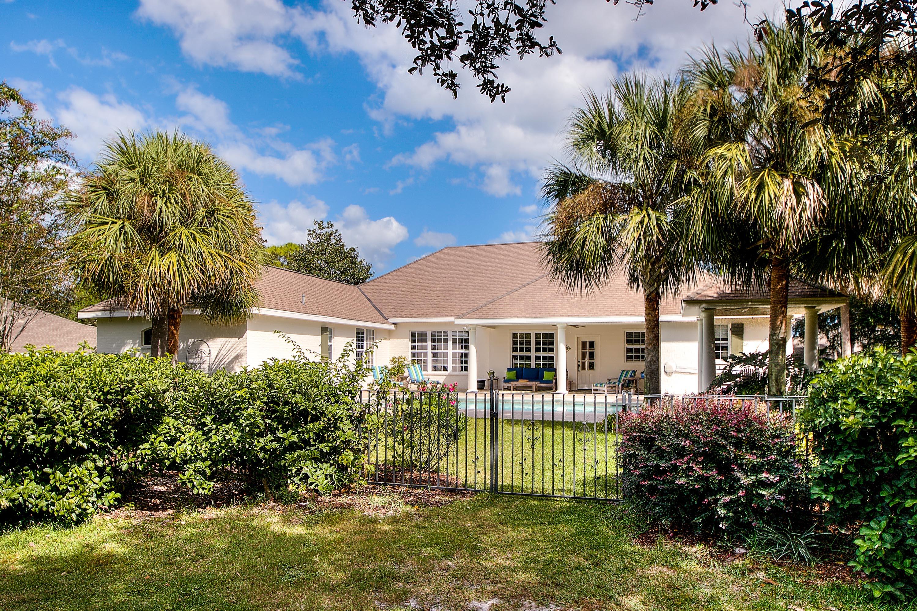 GOLF VIEW - Residential