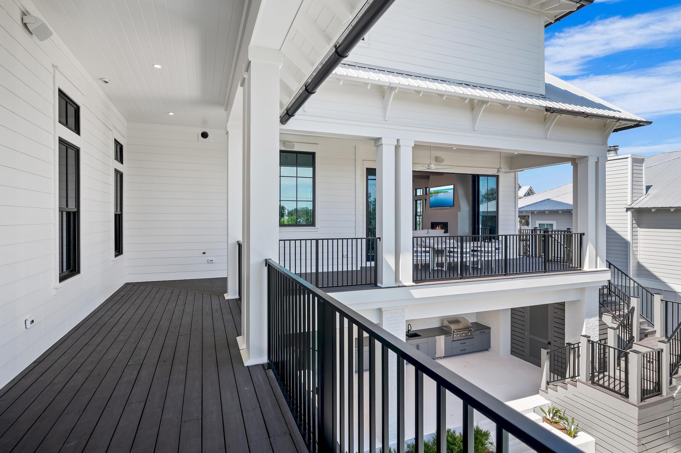 BEACH HIGHLAND - Residential