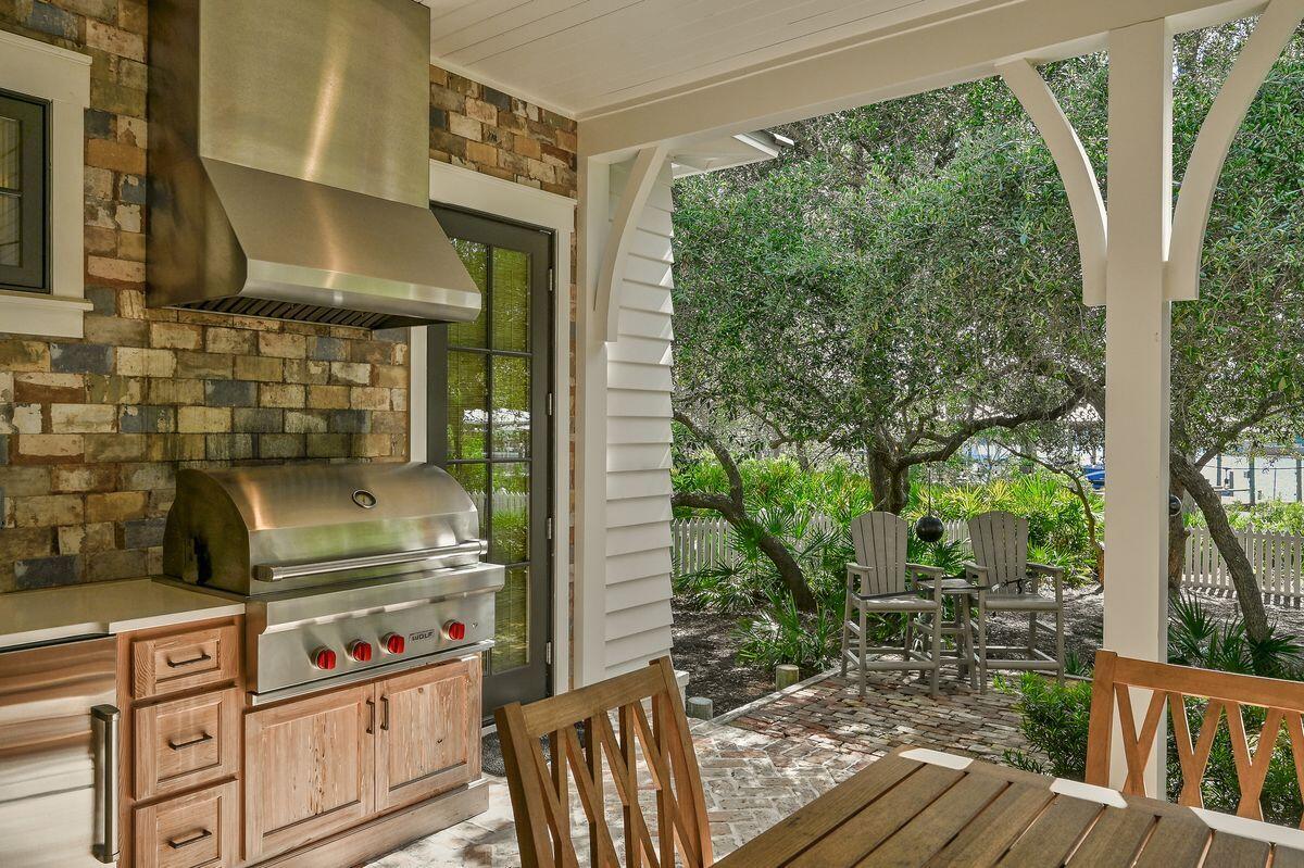 BOTANY BAYOU - Residential