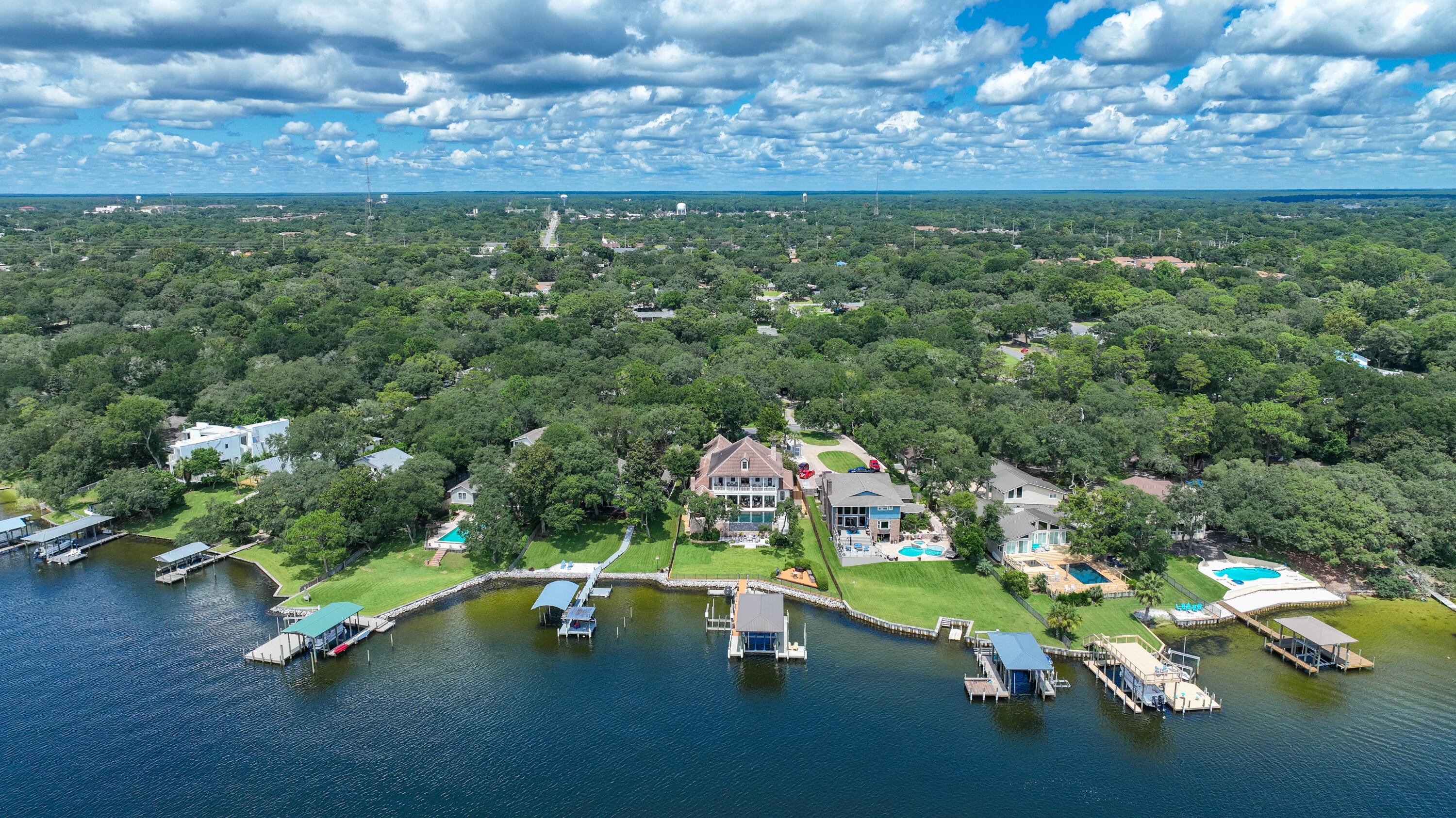 BAYOU VISTA - Residential
