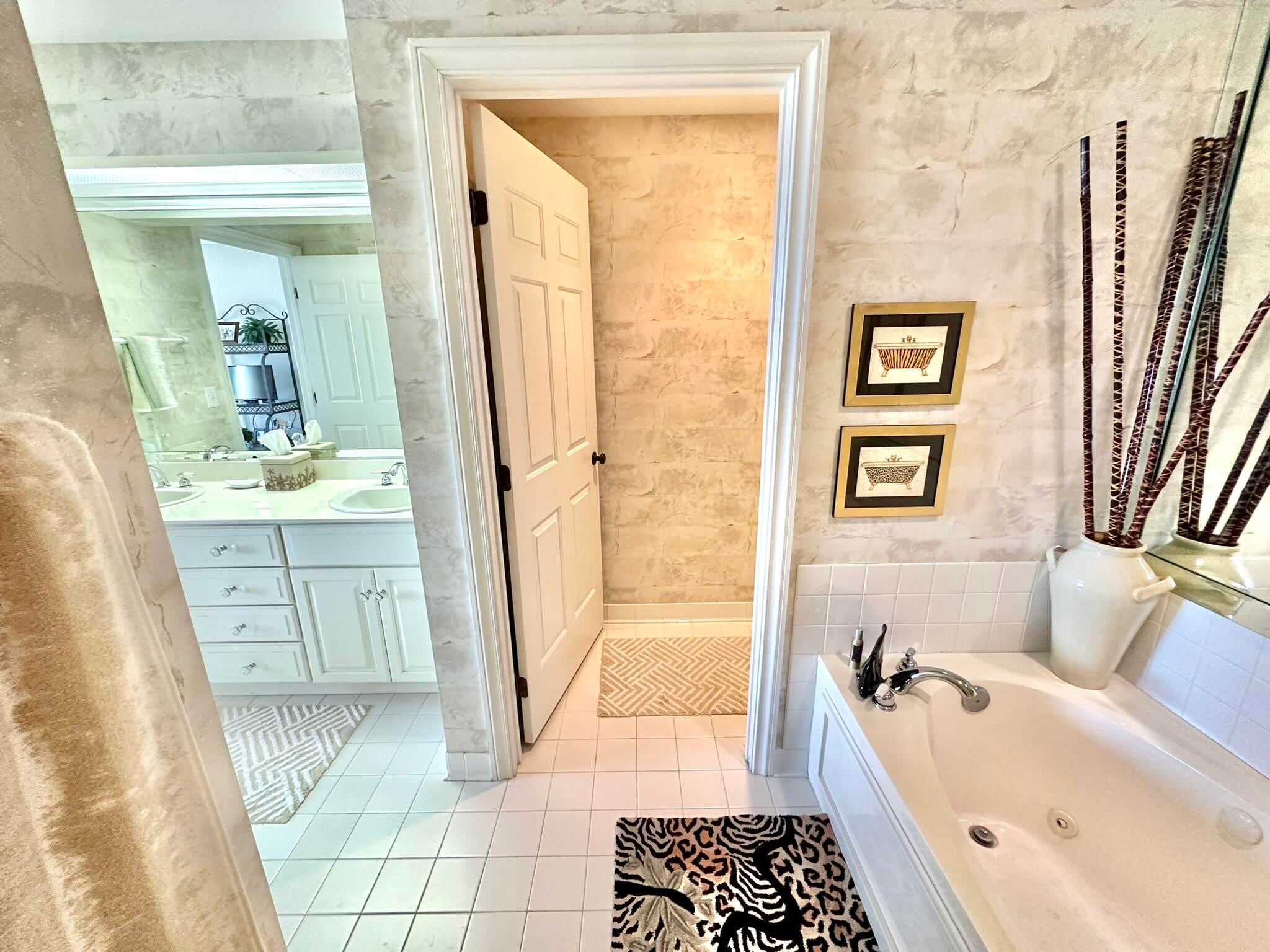 SOUTHWINDS III - Residential