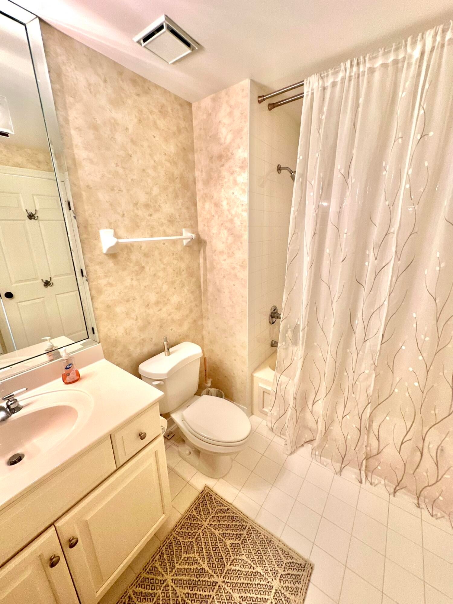 SOUTHWINDS III - Residential