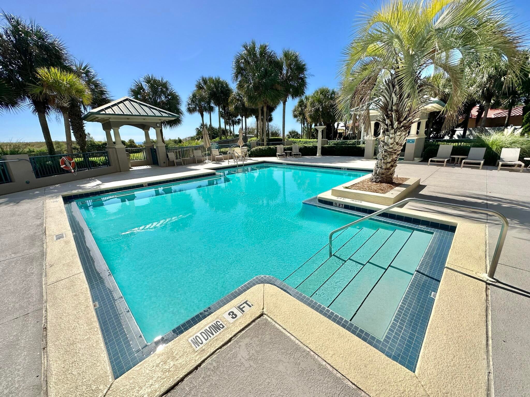 SOUTHWINDS III - Residential