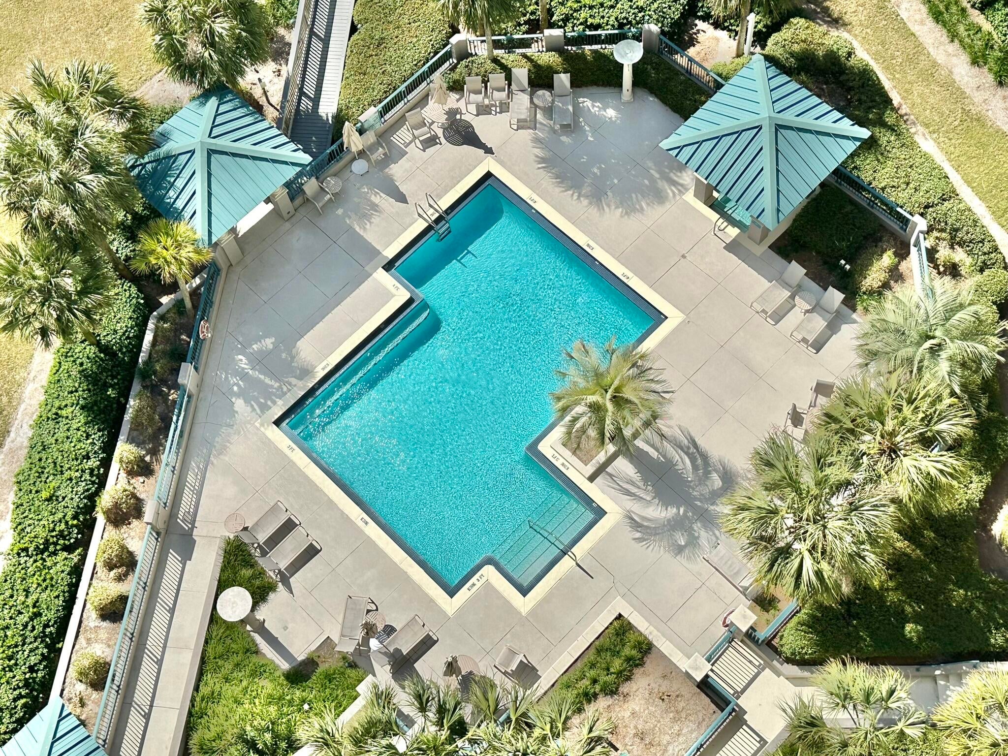 SOUTHWINDS III - Residential