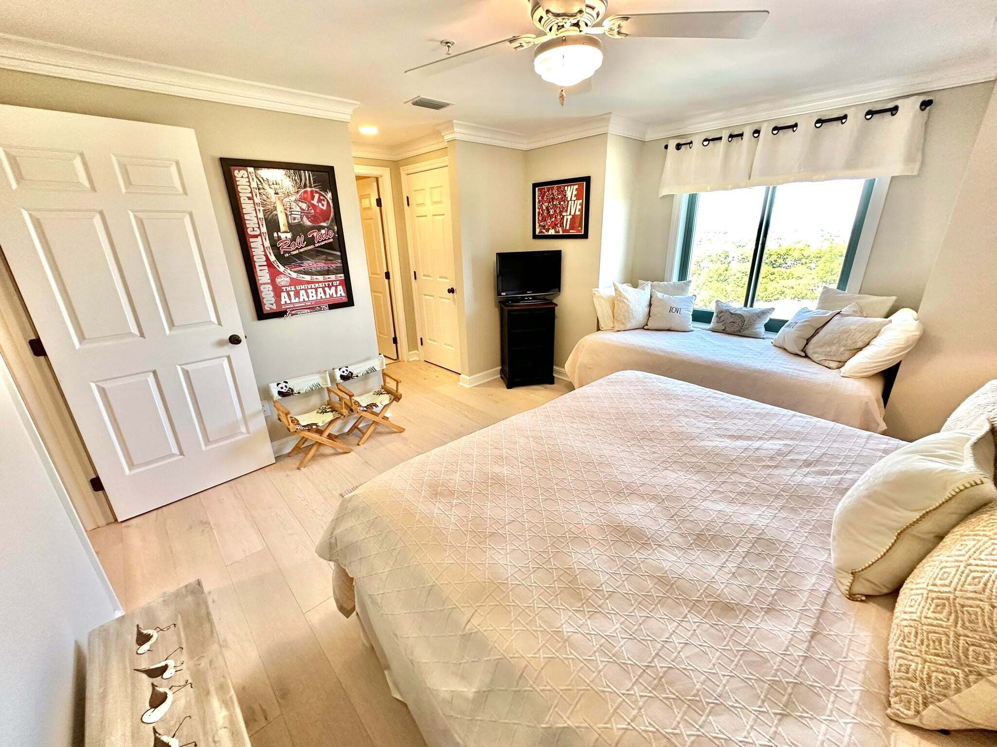 SOUTHWINDS III - Residential