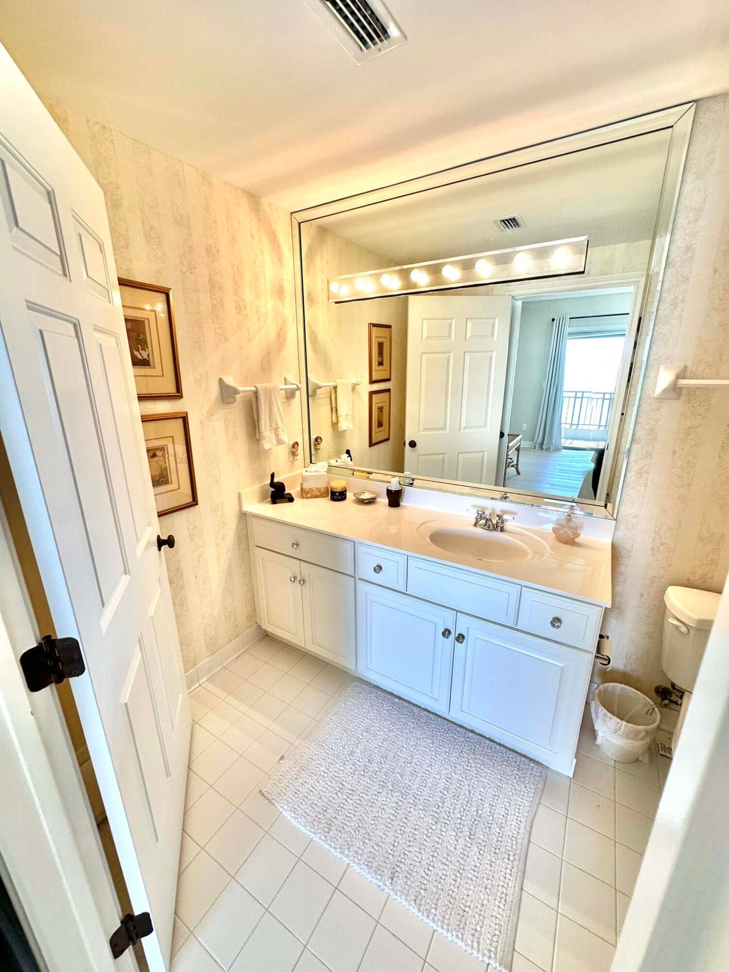 SOUTHWINDS III - Residential
