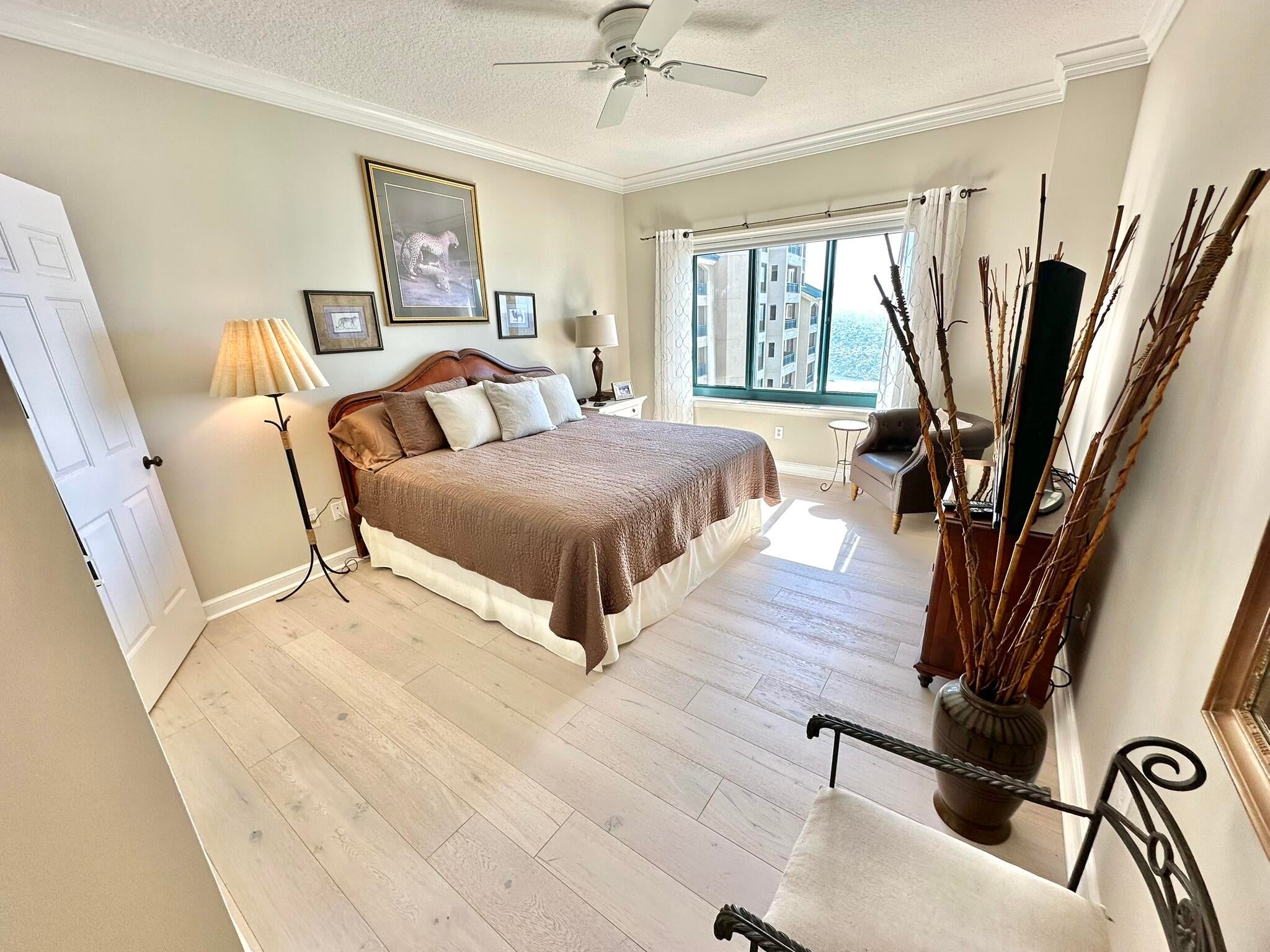 SOUTHWINDS III - Residential