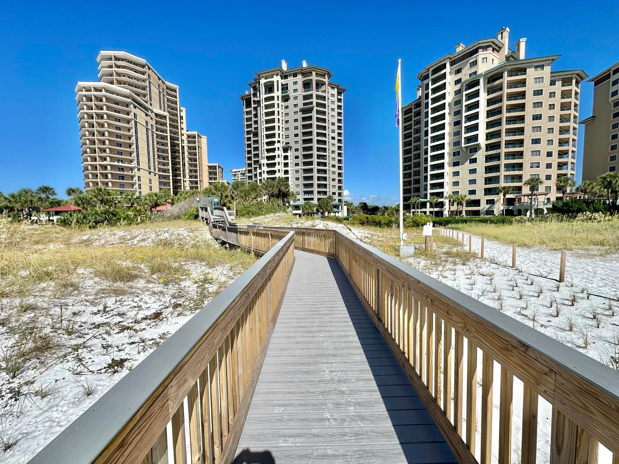 SOUTHWINDS III - Residential