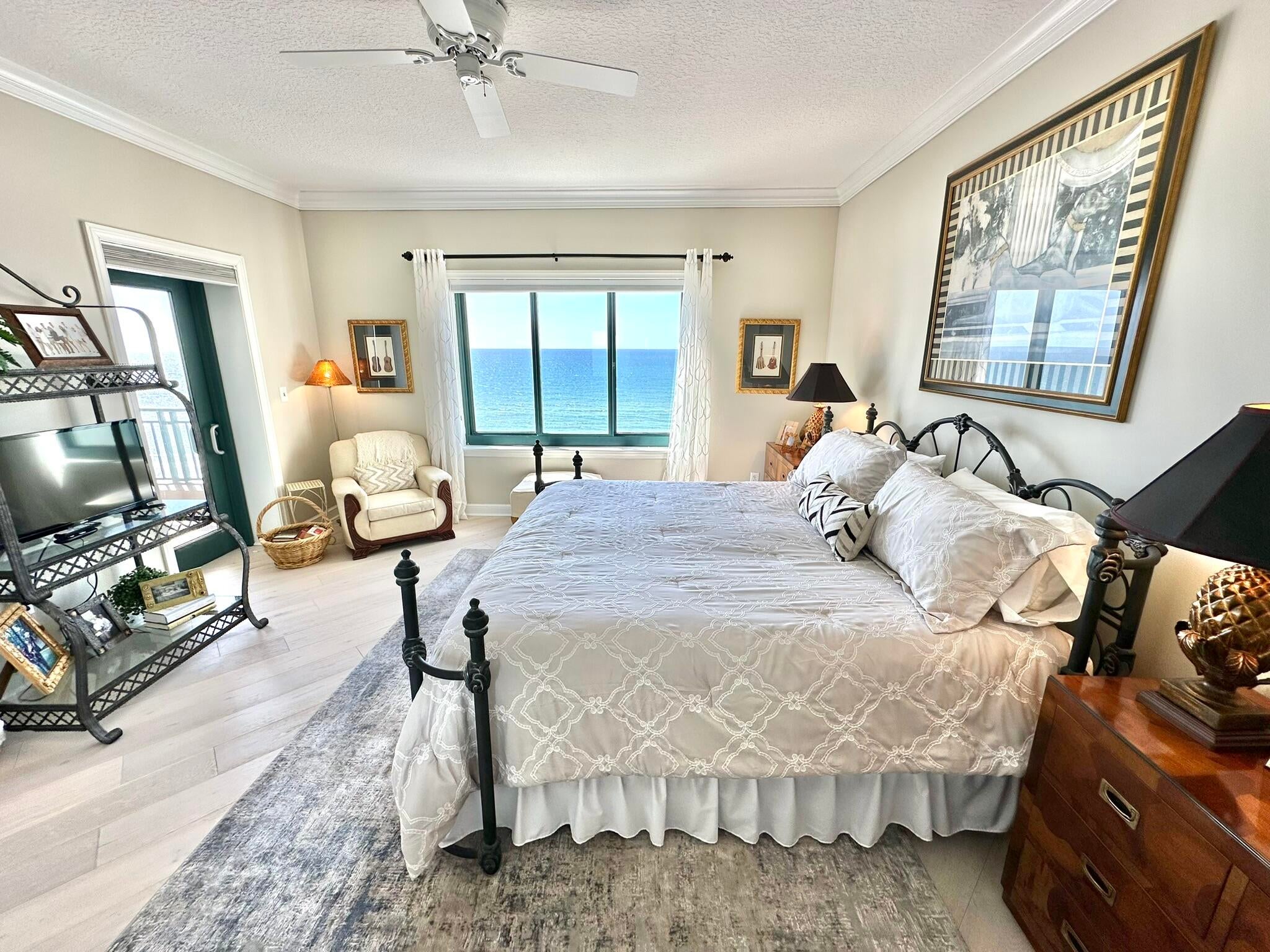 SOUTHWINDS III - Residential