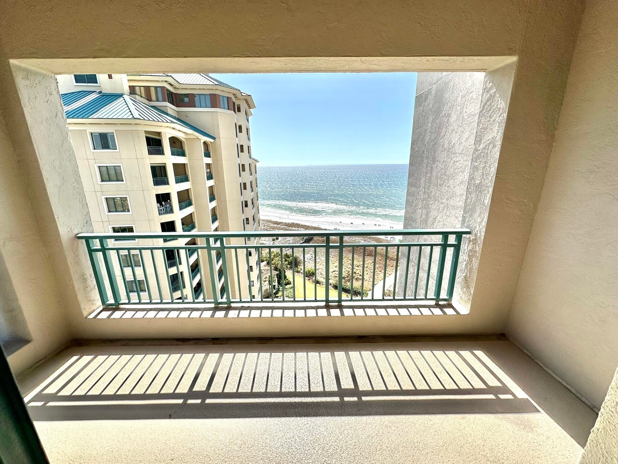 SOUTHWINDS III - Residential