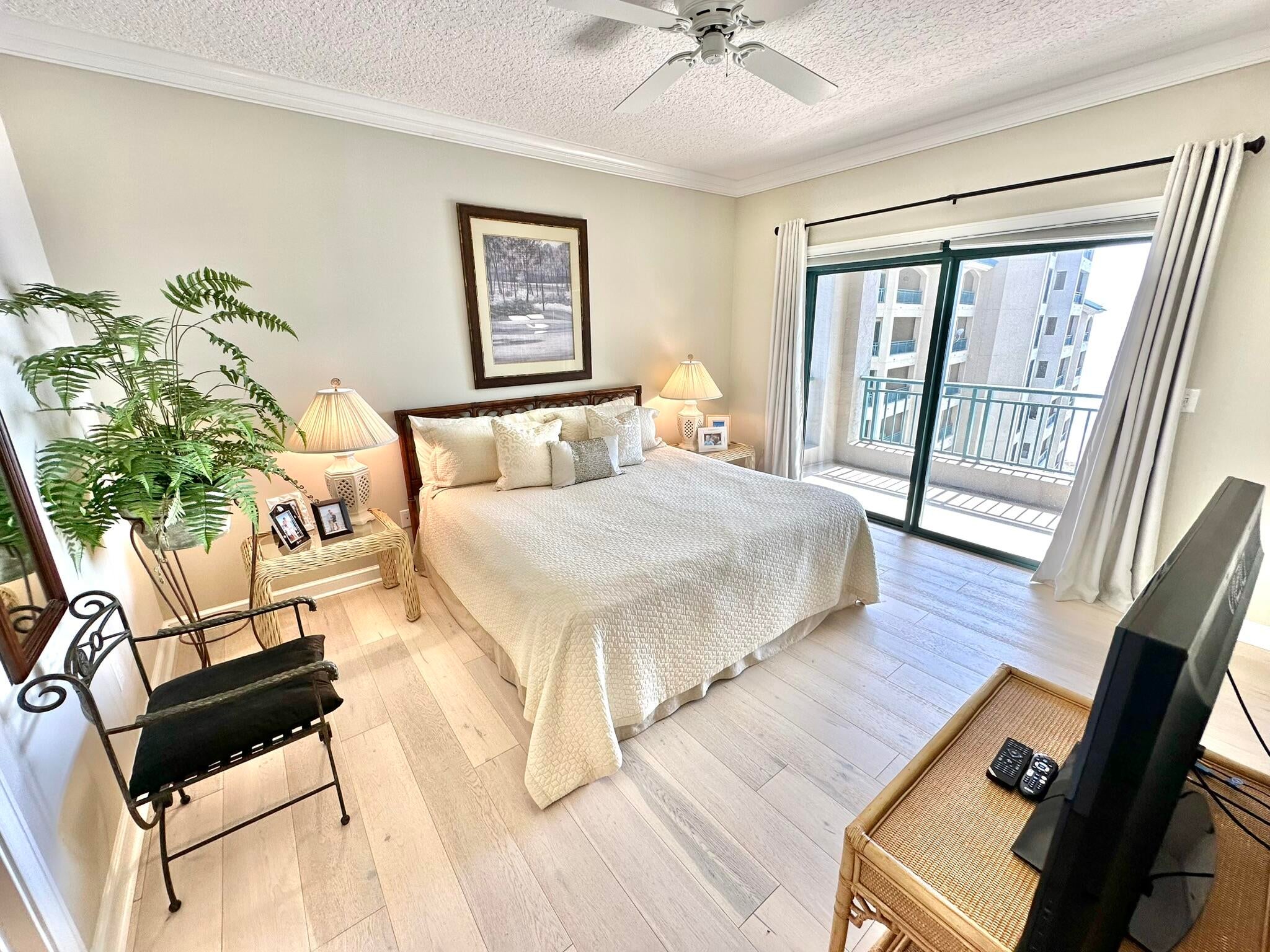 SOUTHWINDS III - Residential