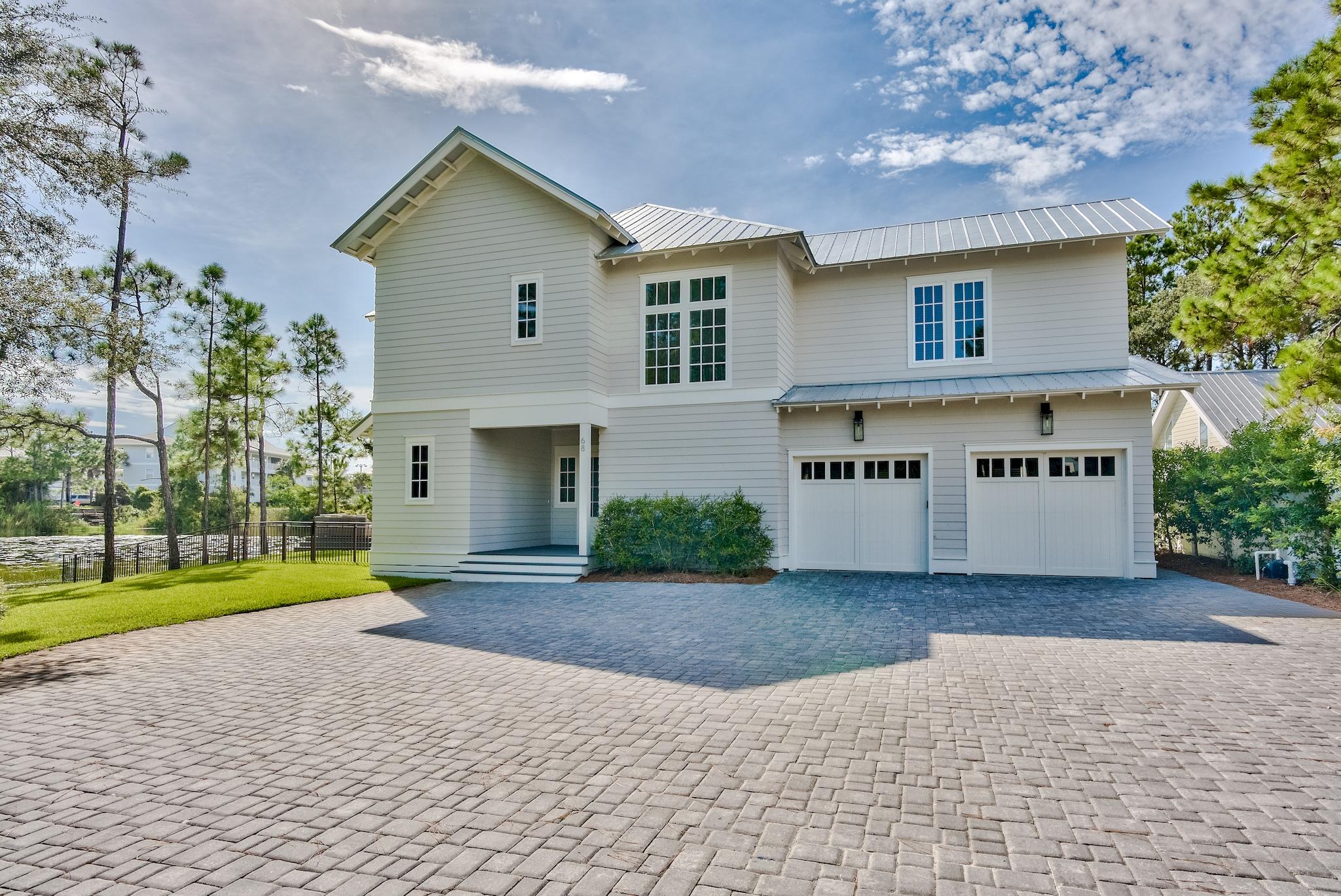 EASTERN LAKE ESTATES - Residential