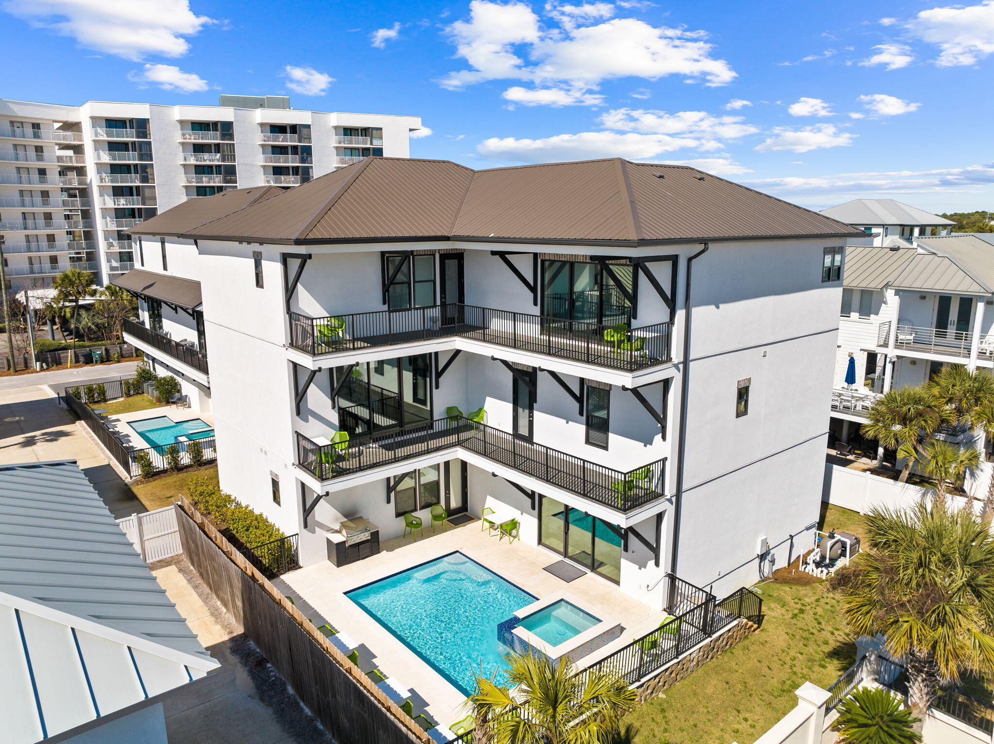 SNOW DRIFT BEACH - Residential