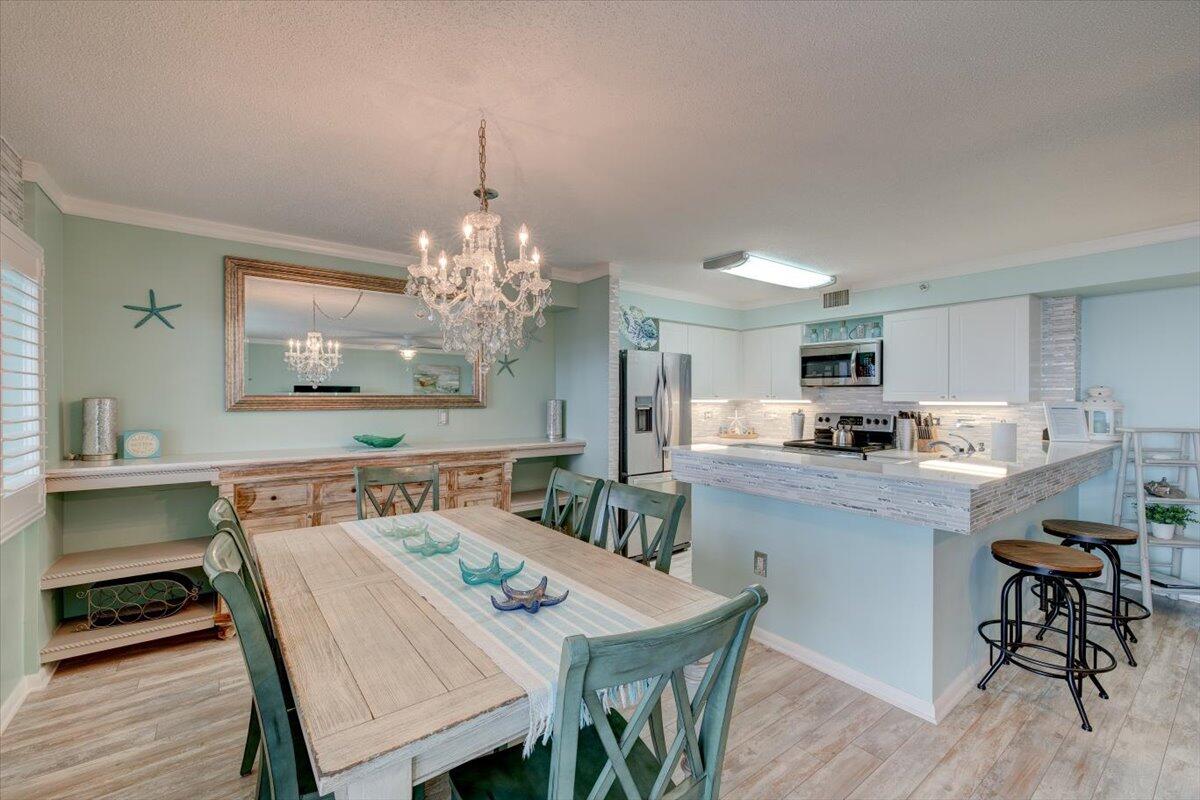 DUNE POINTE CONDOMINIUMS - Residential