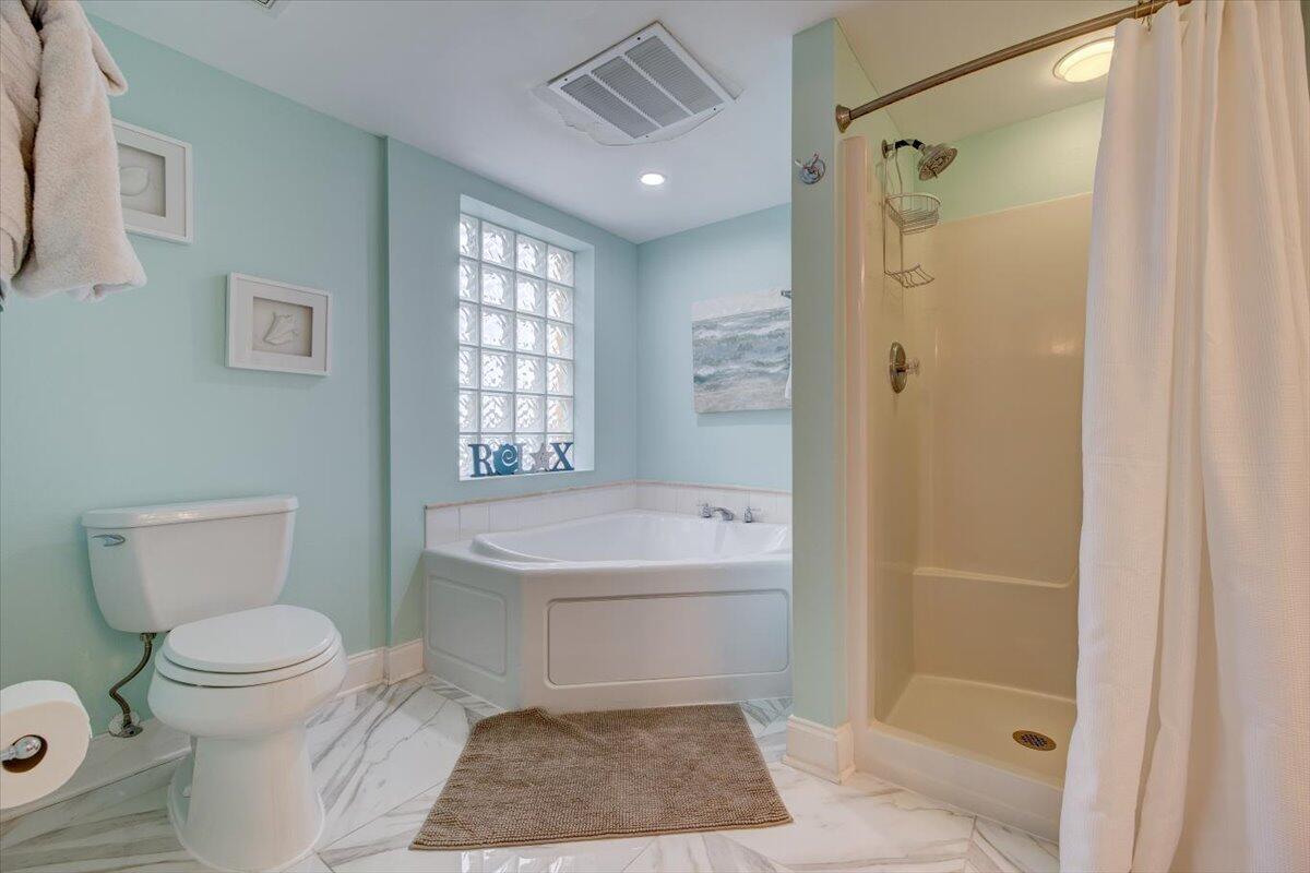 DUNE POINTE CONDOMINIUMS - Residential